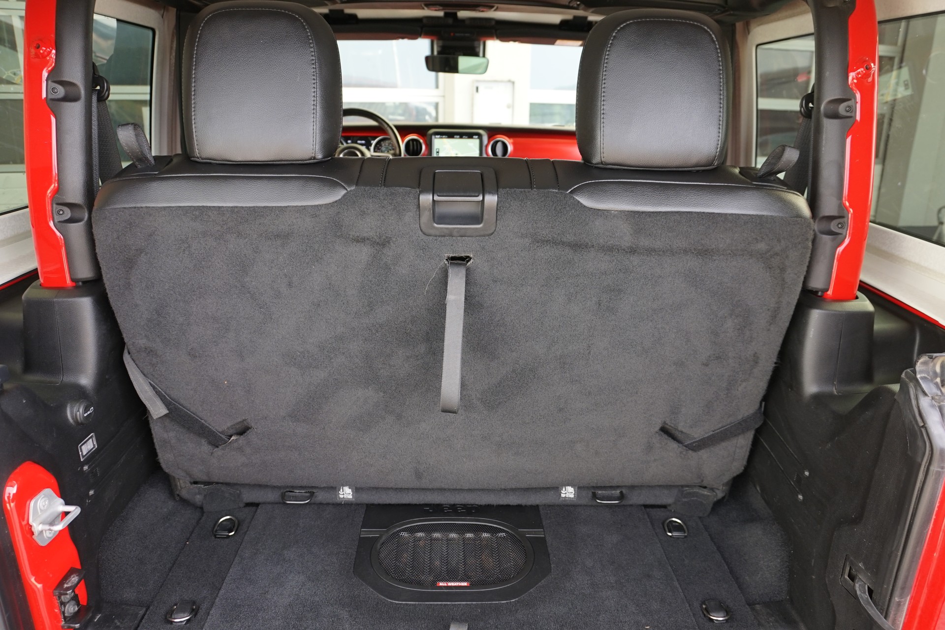 JEEP Wrangler 2.0 T Rubicon 4x4 272 PS mit AHK und Abstandsregeltempomat !!-image-19
