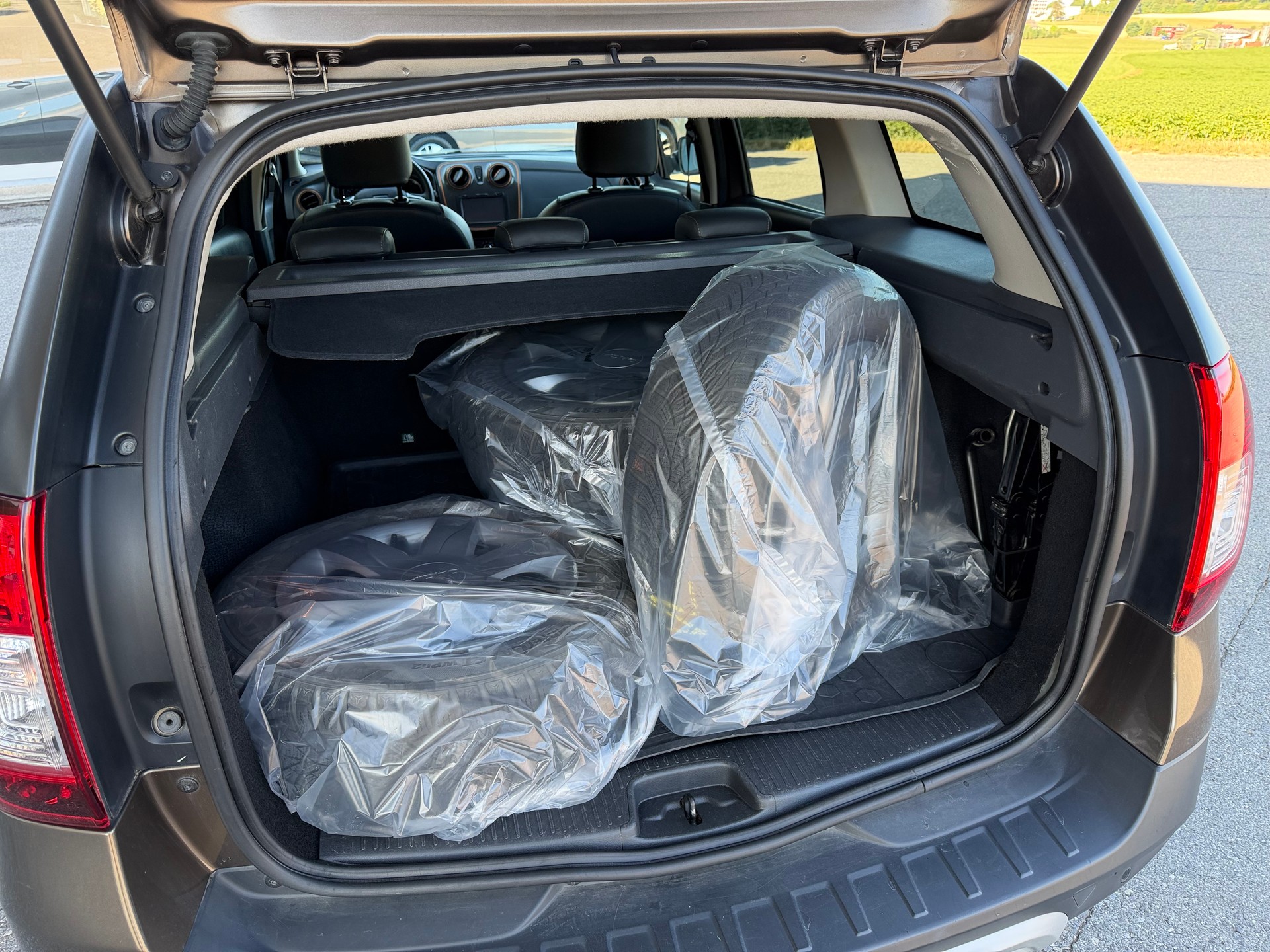DACIA Logan MCV 0.9 Stepway Unlimited-image-5