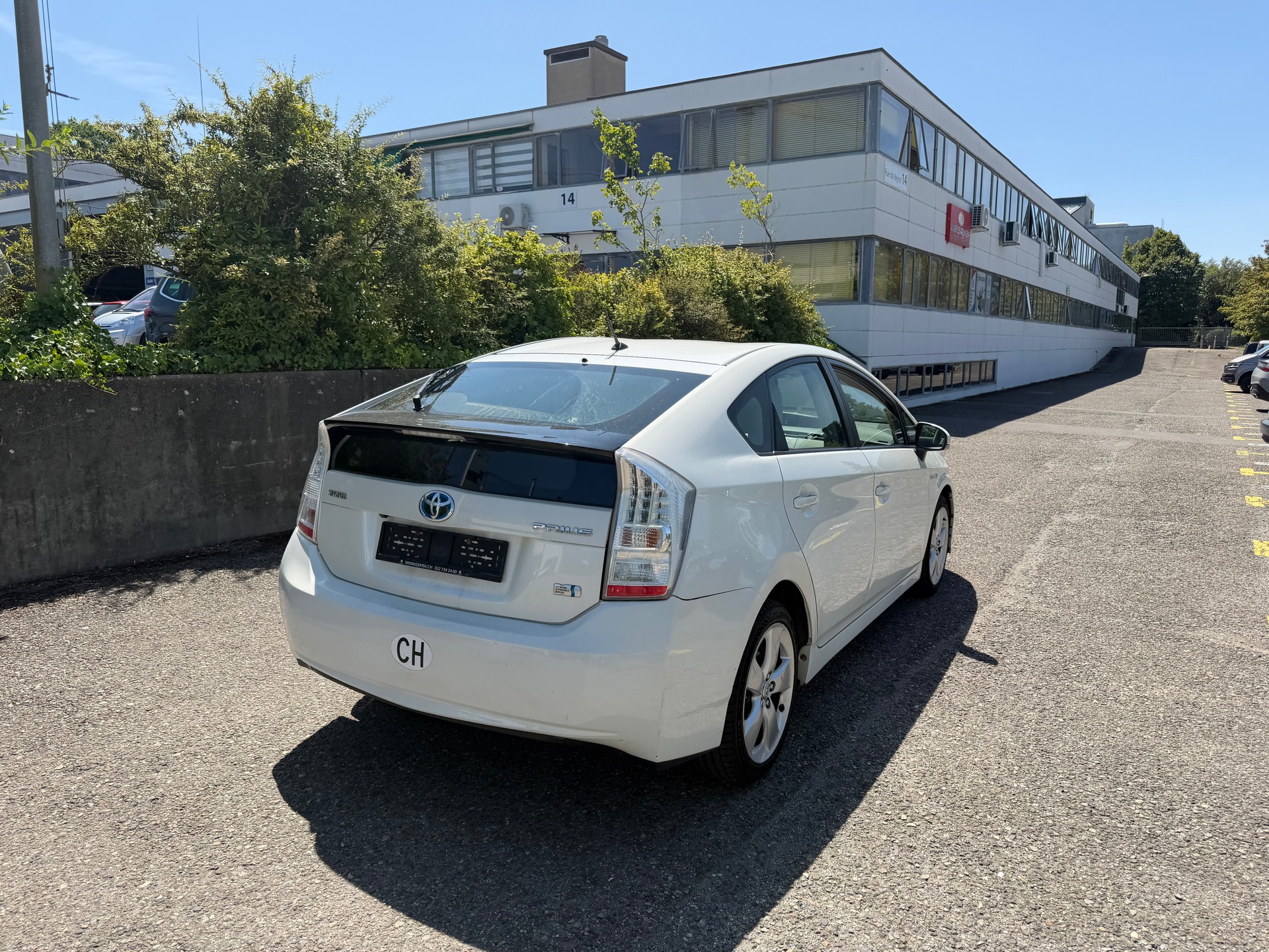 TOYOTA Prius 1.8 16V HSD Sol Premium-image-4