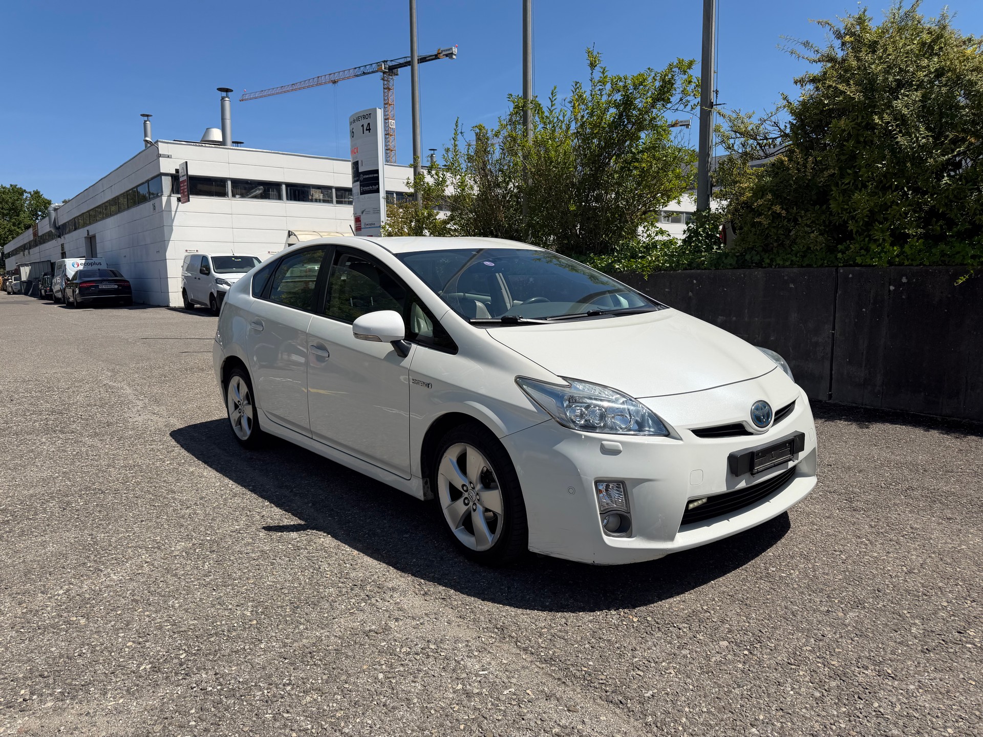 TOYOTA Prius 1.8 16V HSD Sol Premium-image-2