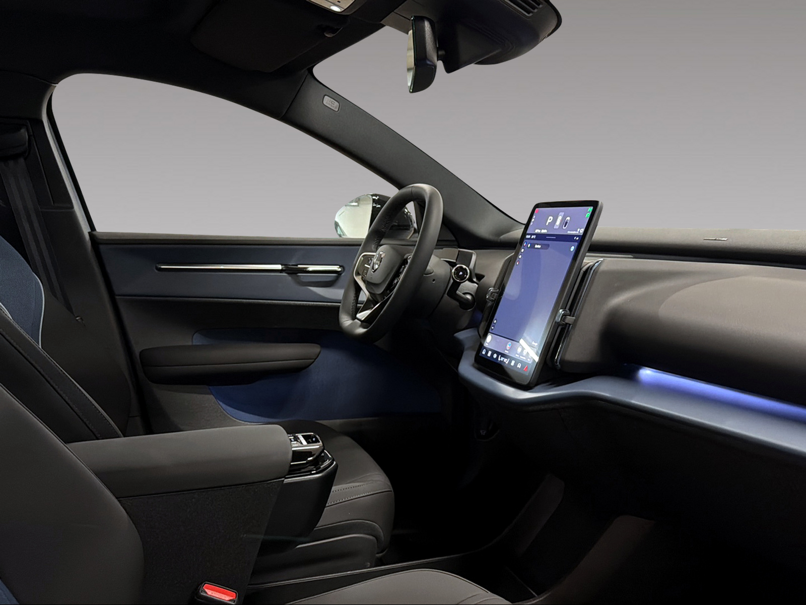 VOLVO EX 30 P8 Ultra AWD-image-14