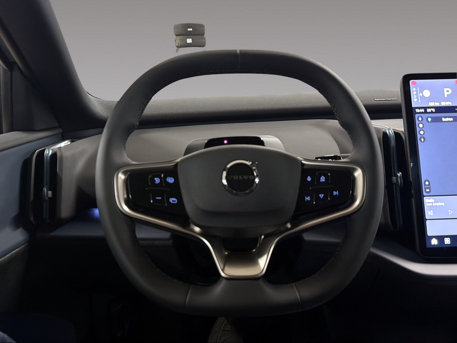 VOLVO EX 30 P8 Ultra AWD-image-12