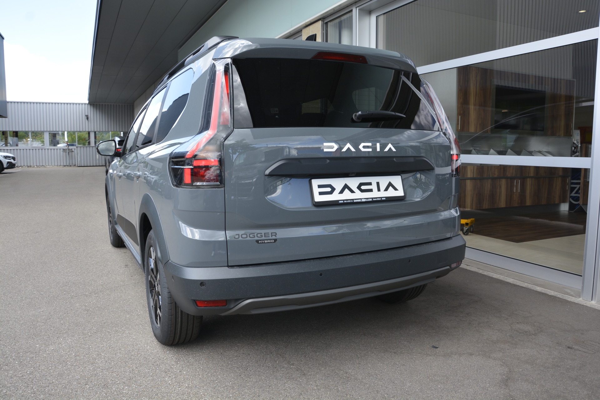 DACIA Jogger journey hybrid 155 5-Plätzer-image-4