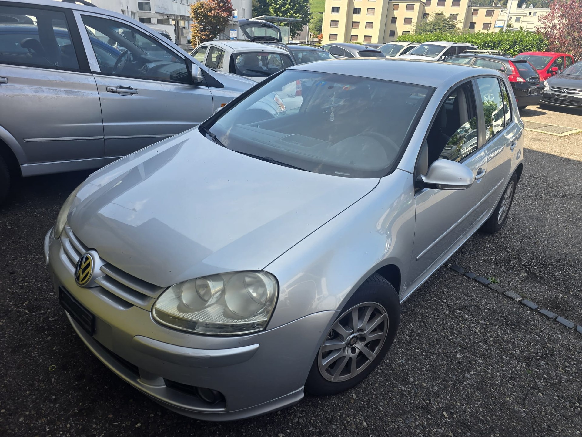 VW Golf 2.0 FSI Comfortline-image-1