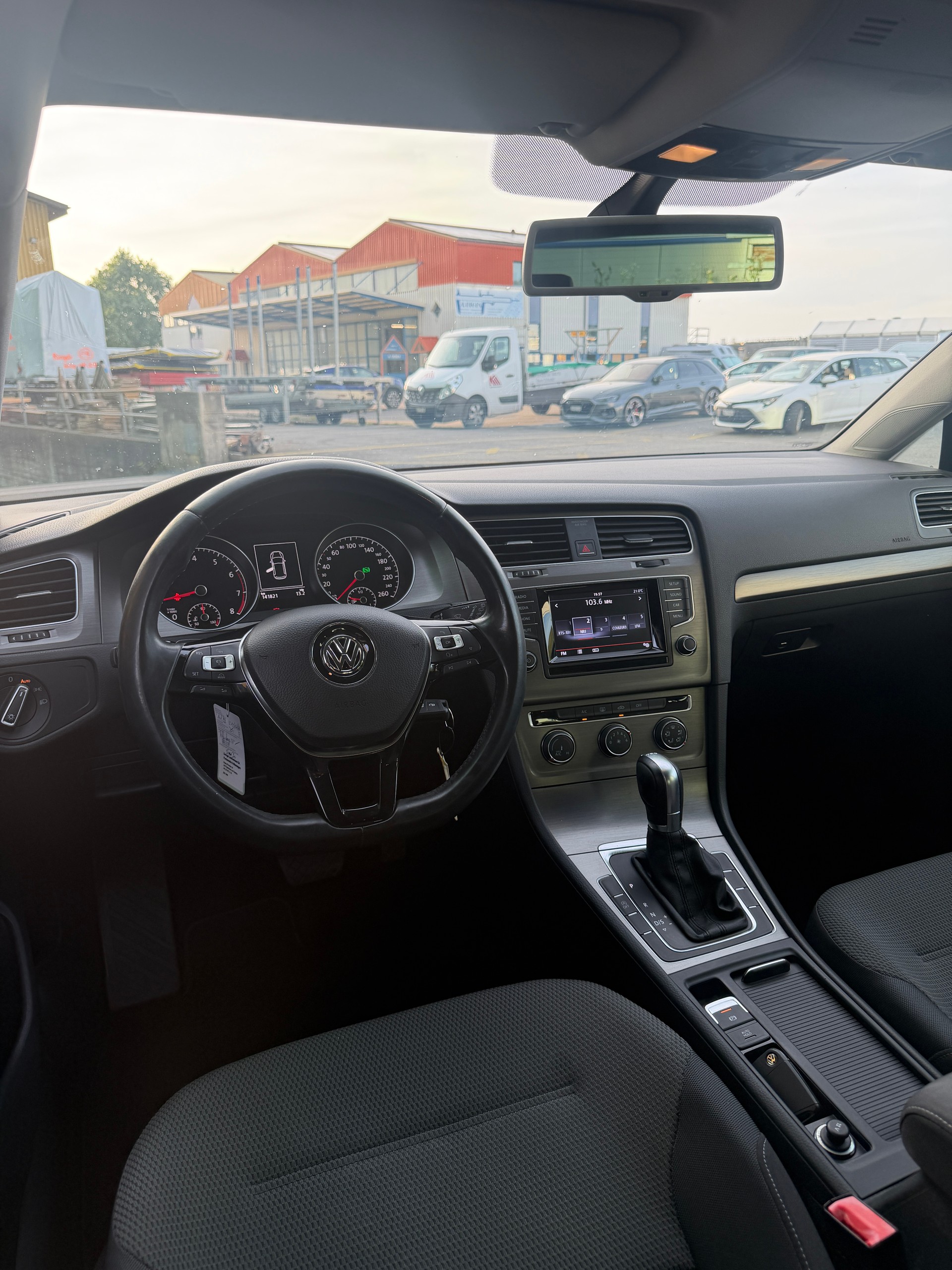VW Golf 1.4 TSI Comfortline DSG-image-9