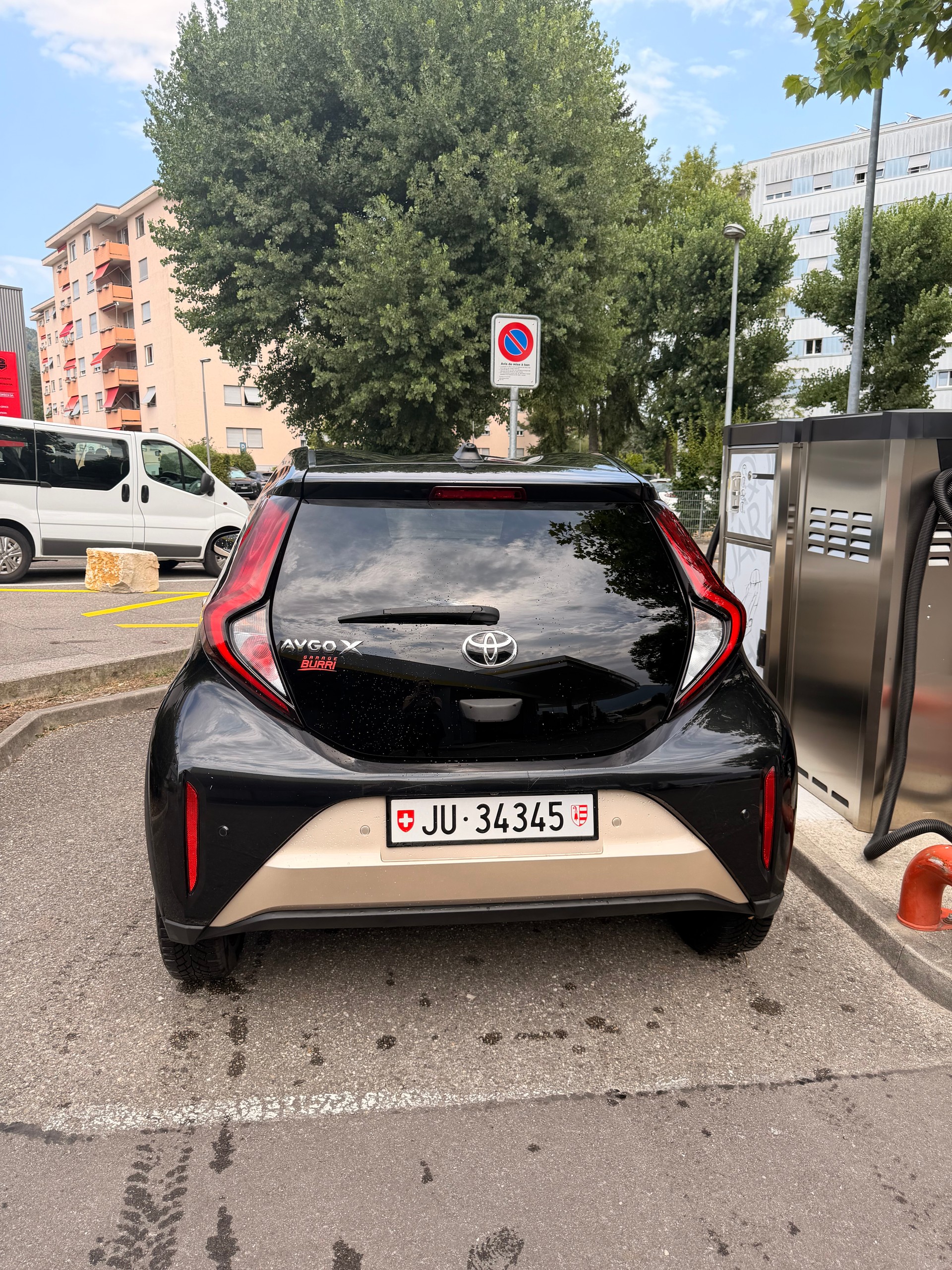TOYOTA 1.0 VVT-i Comfort-image-2