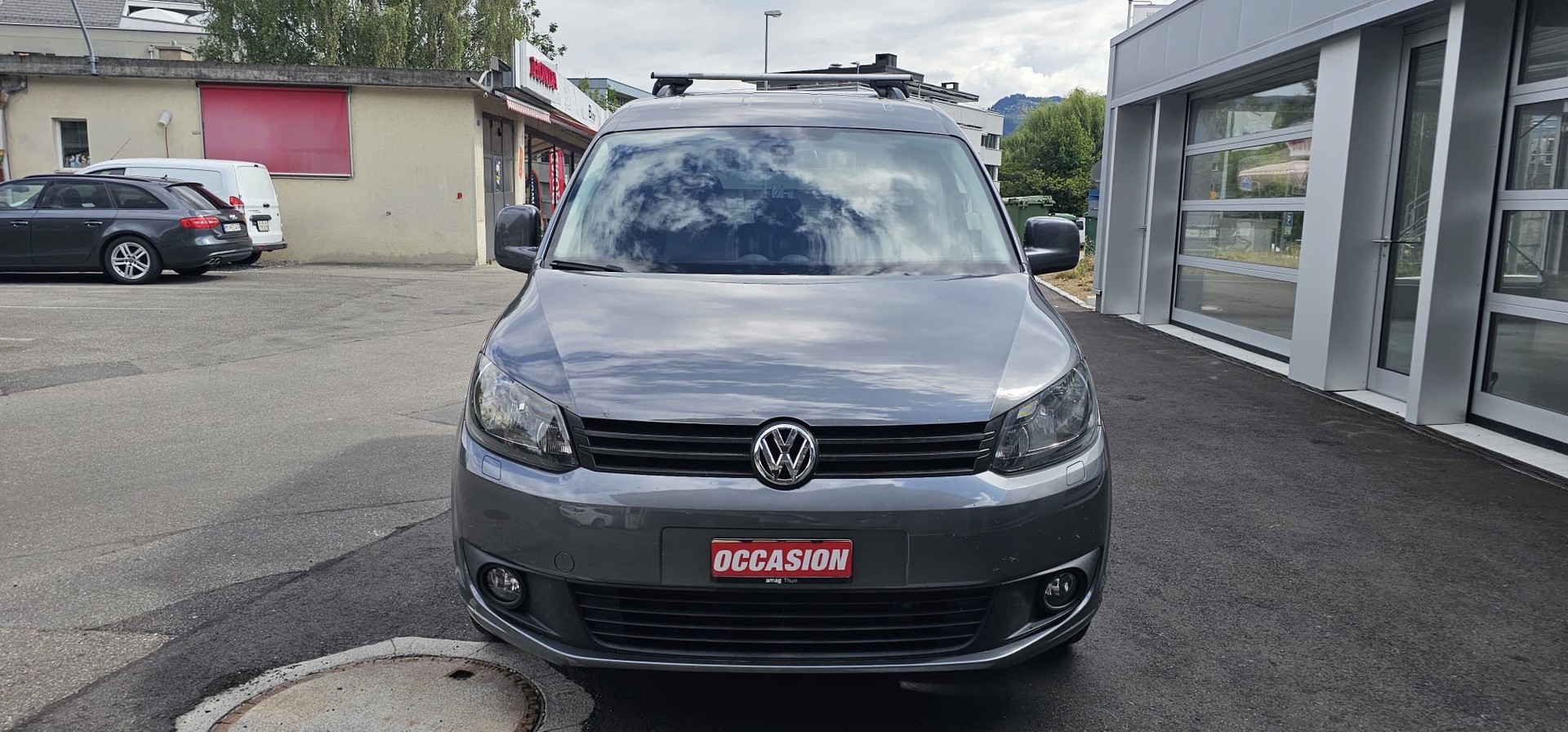 VW Caddy 1.2 TSI Family-image-0