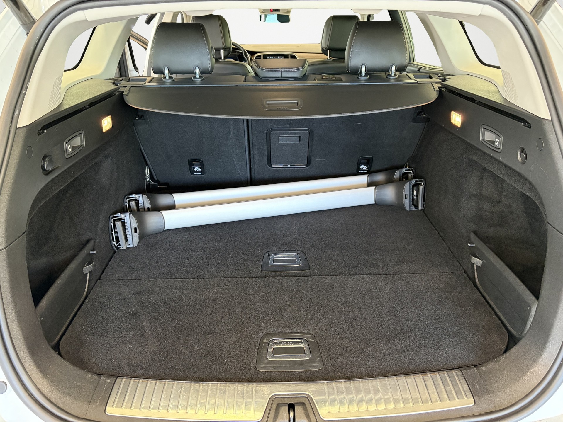 RENAULT Talisman Grandtour 1.6 dCi Intens EDC-image-16