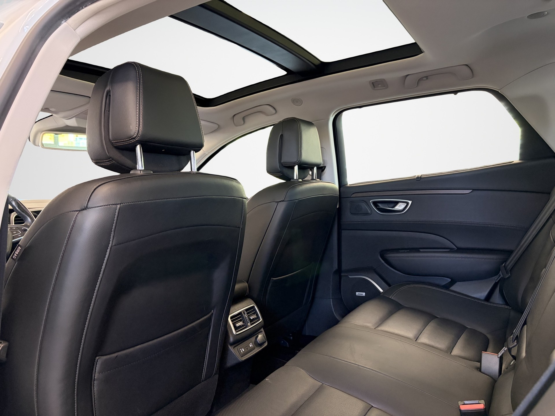 RENAULT Talisman Grandtour 1.6 dCi Intens EDC-image-15