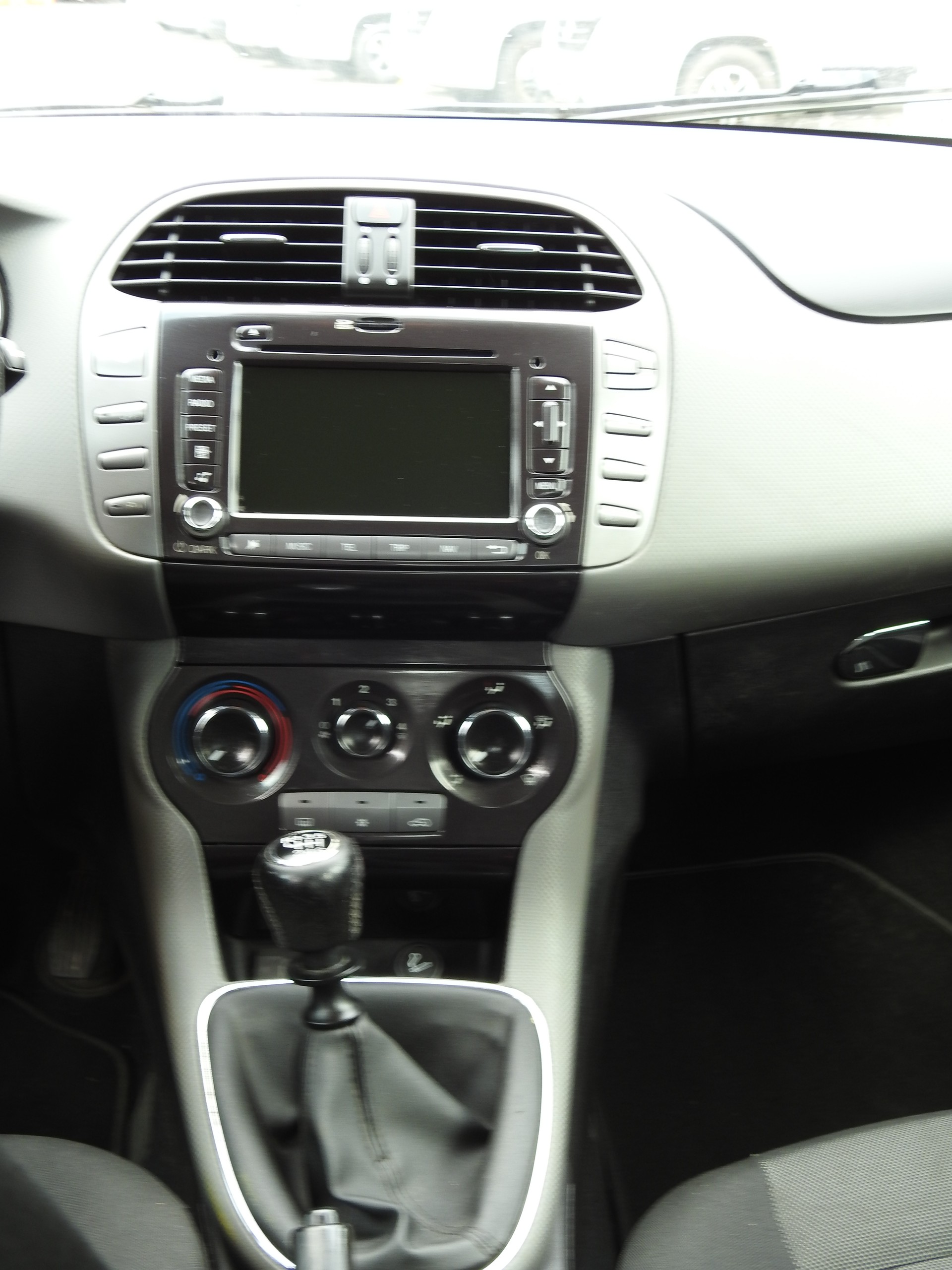 FIAT Bravo 1.4 16V Turbo Dynamic-image-16