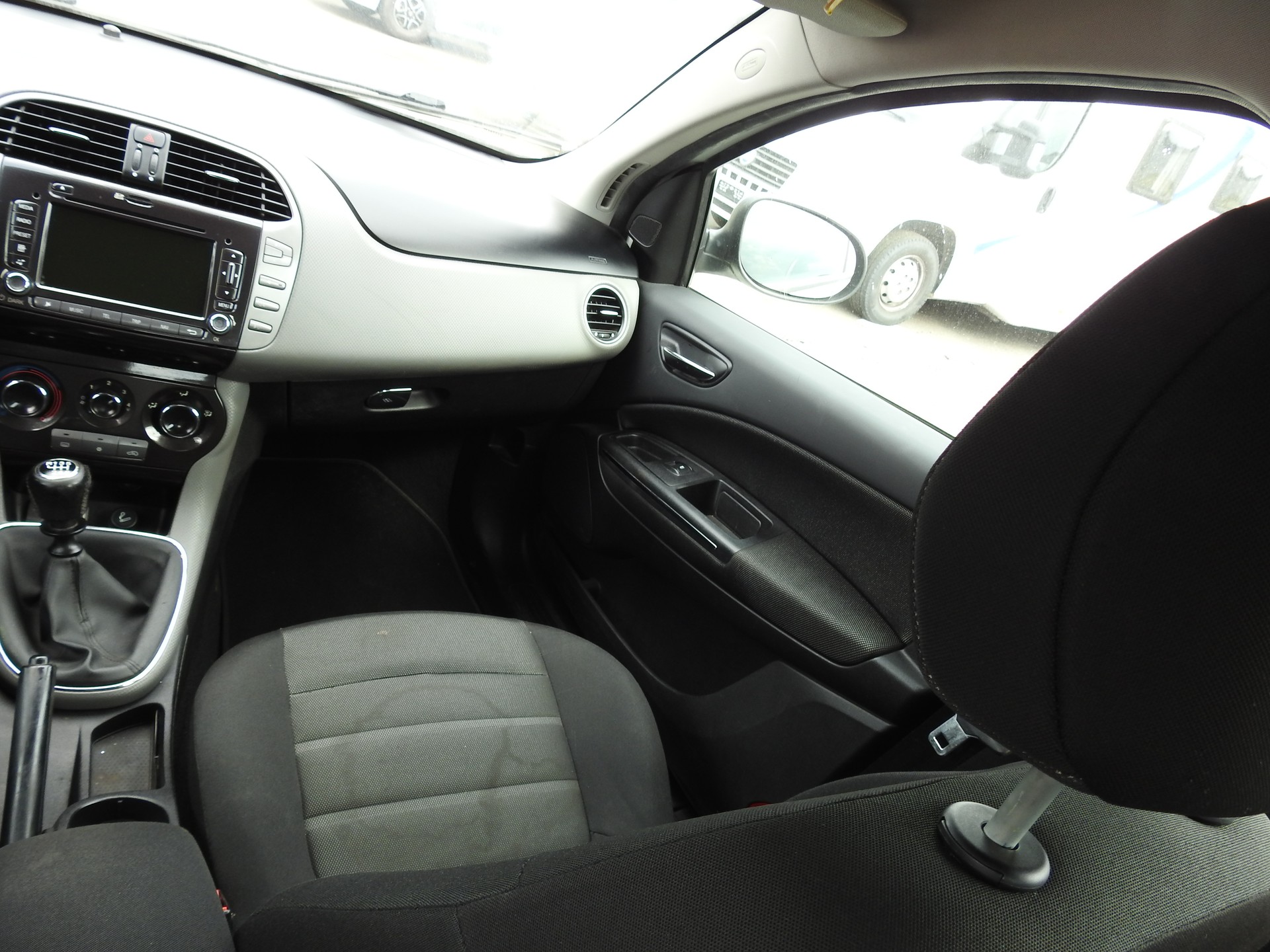 FIAT Bravo 1.4 16V Turbo Dynamic-image-17