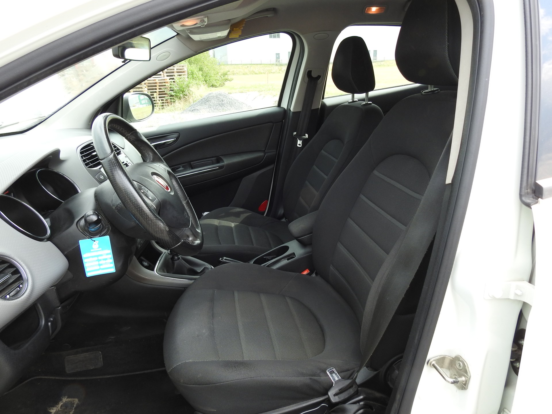 FIAT Bravo 1.4 16V Turbo Dynamic-image-12