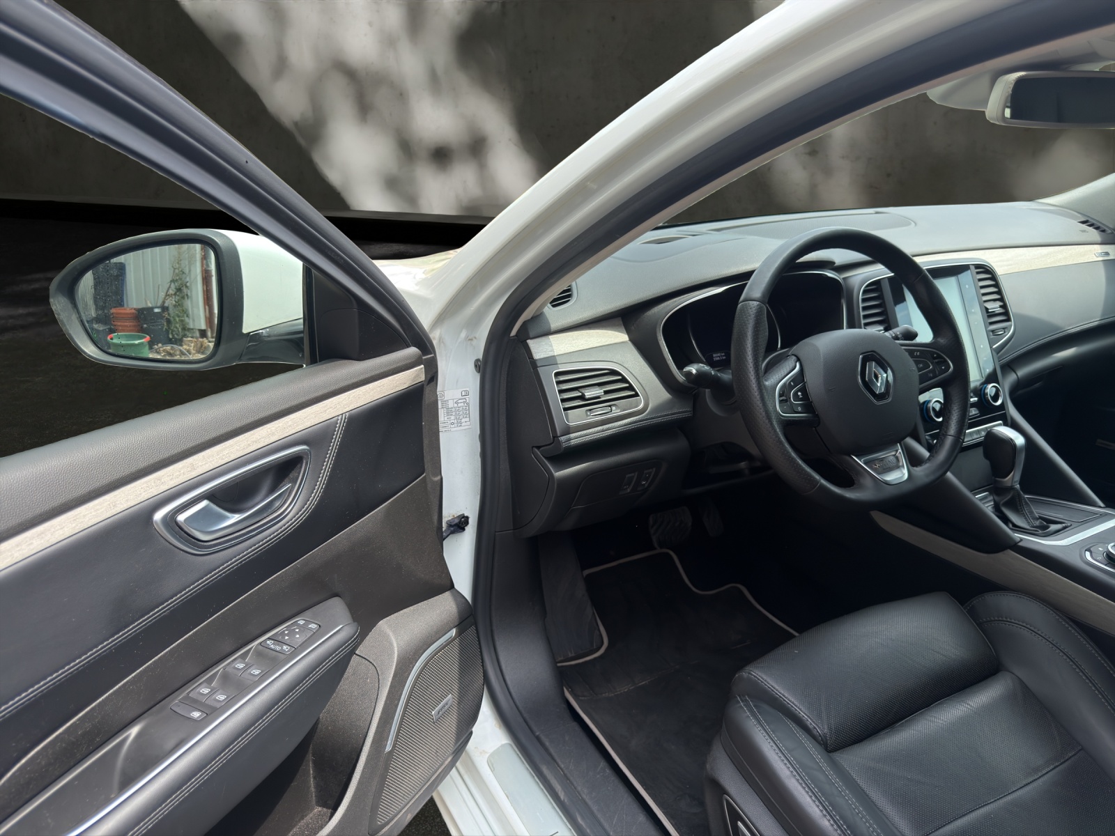 RENAULT Talisman Grandtour 1.6 TCe Initiale EDC-image-15