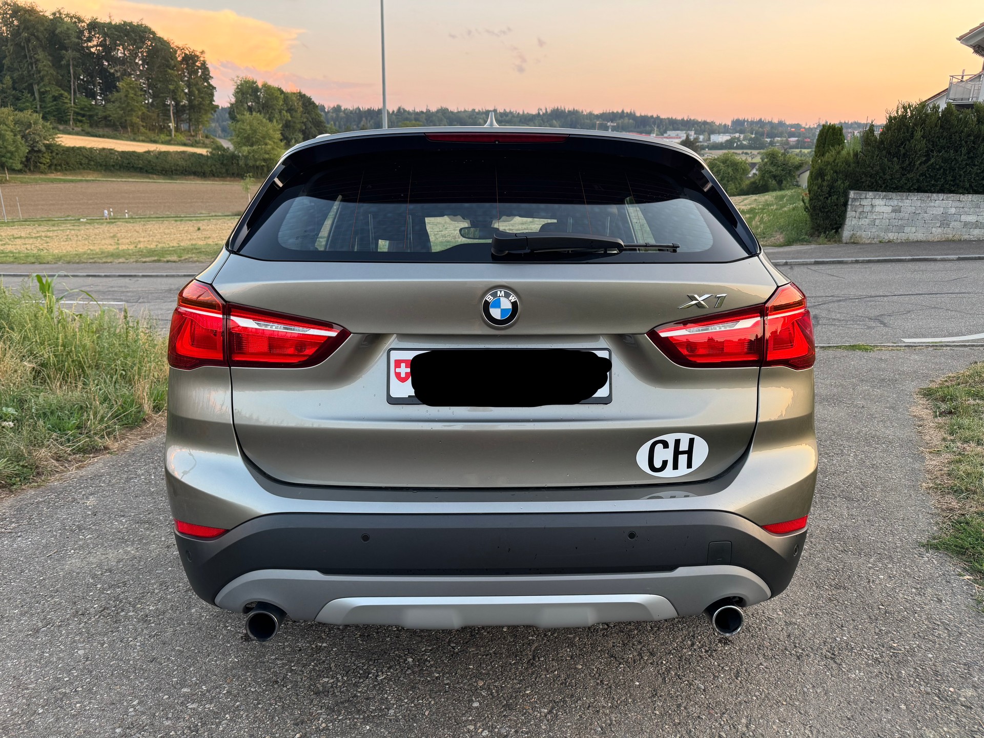 BMW X1 25i xDrive xLine *TOP-Ausstattung*-image-4
