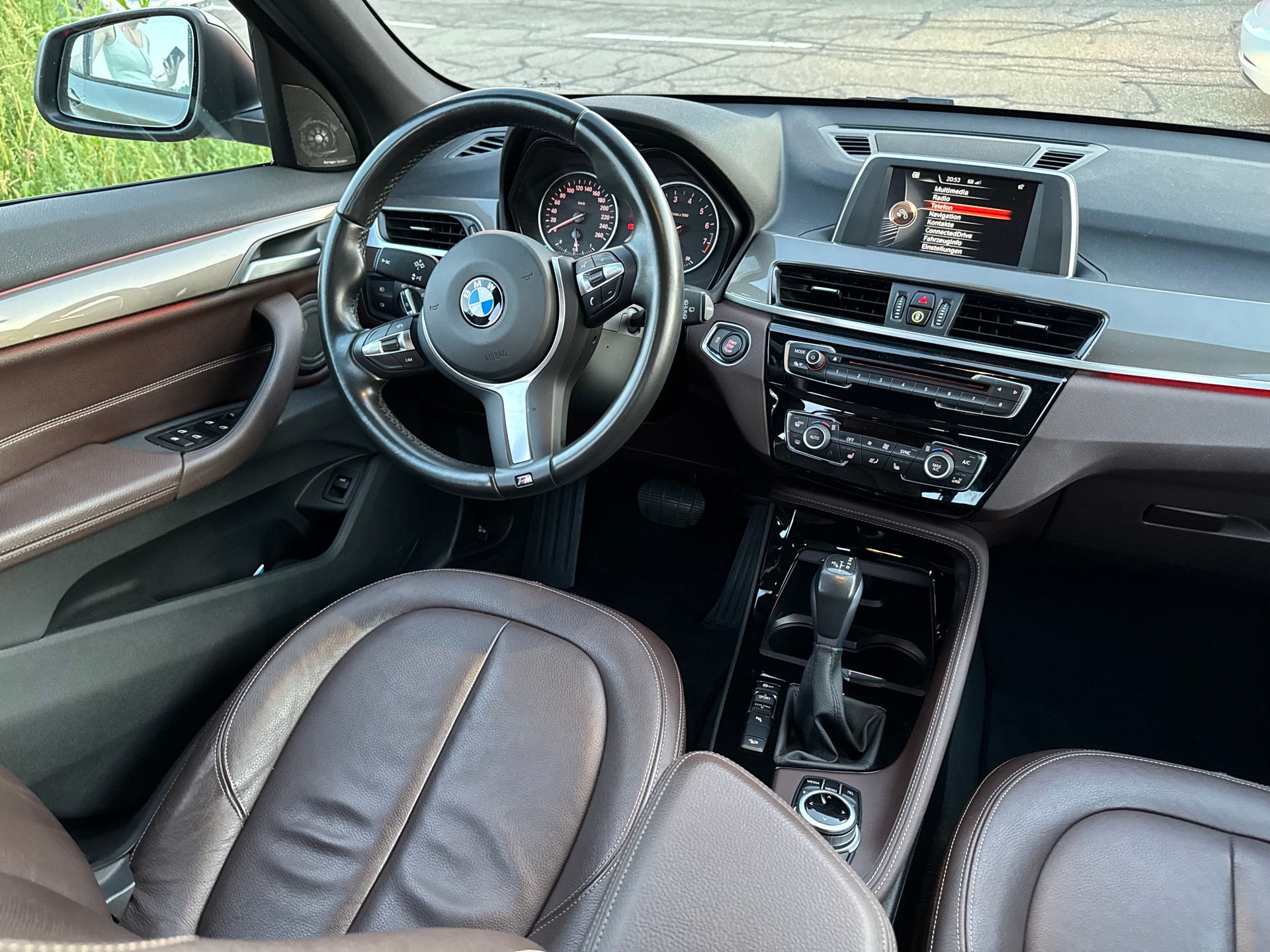 BMW X1 25i xDrive xLine *TOP-Ausstattung*-image-5