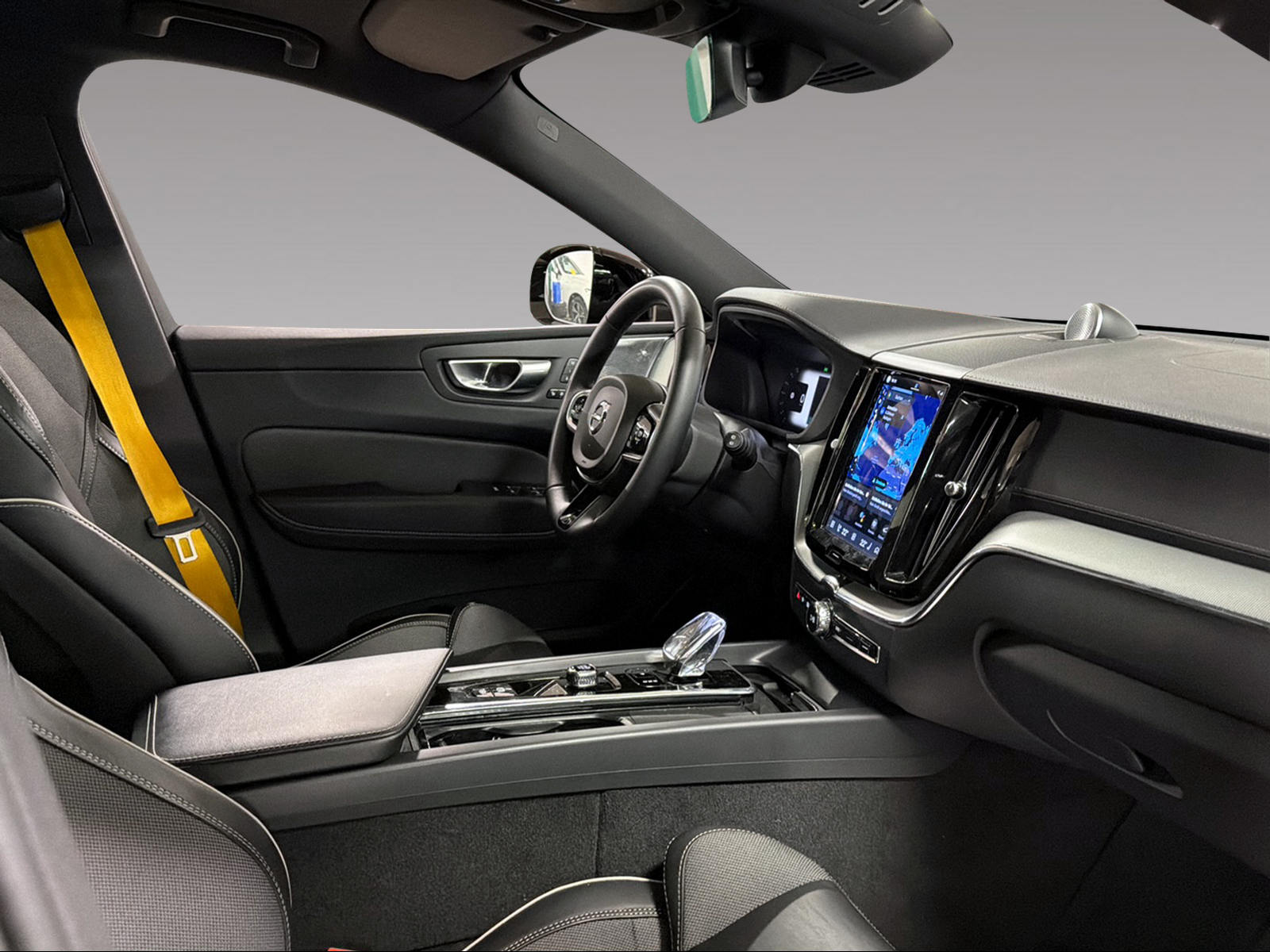 VOLVO XC60 2.0 T8 TE Polestar eAWD-image-12