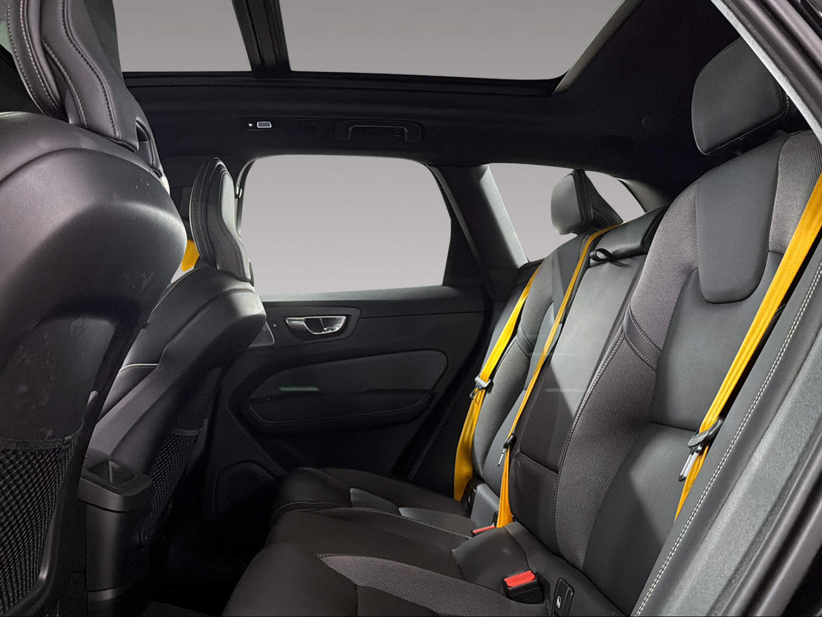 VOLVO XC60 2.0 T8 TE Polestar eAWD-image-14
