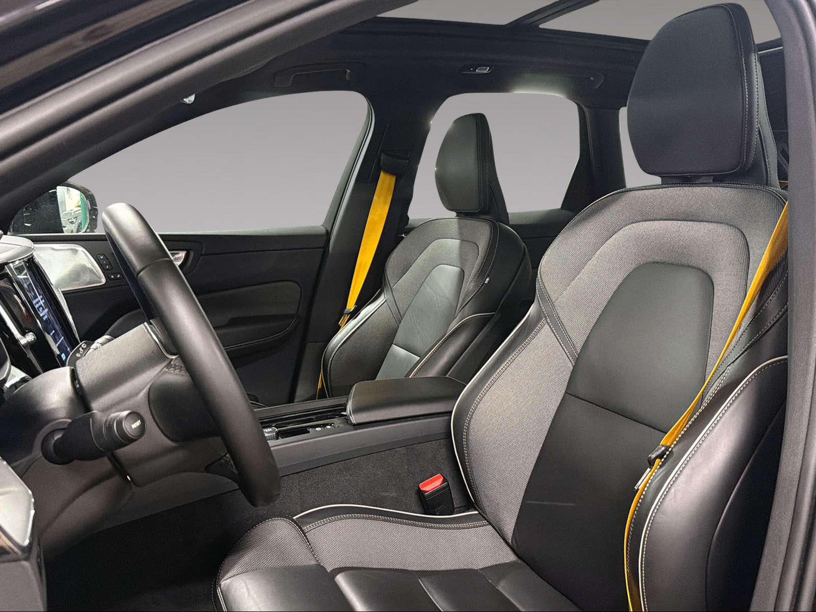 VOLVO XC60 2.0 T8 TE Polestar eAWD-image-7