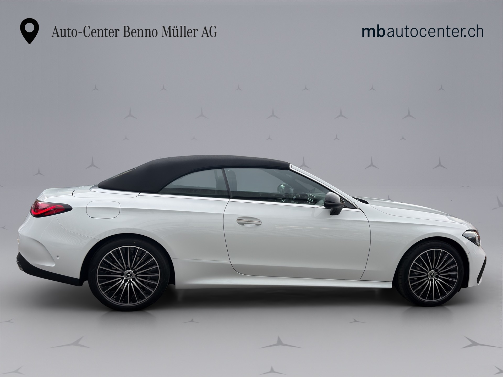 MERCEDES-BENZ CLE 450 AMG Line 4matic Cabriolet-image-5