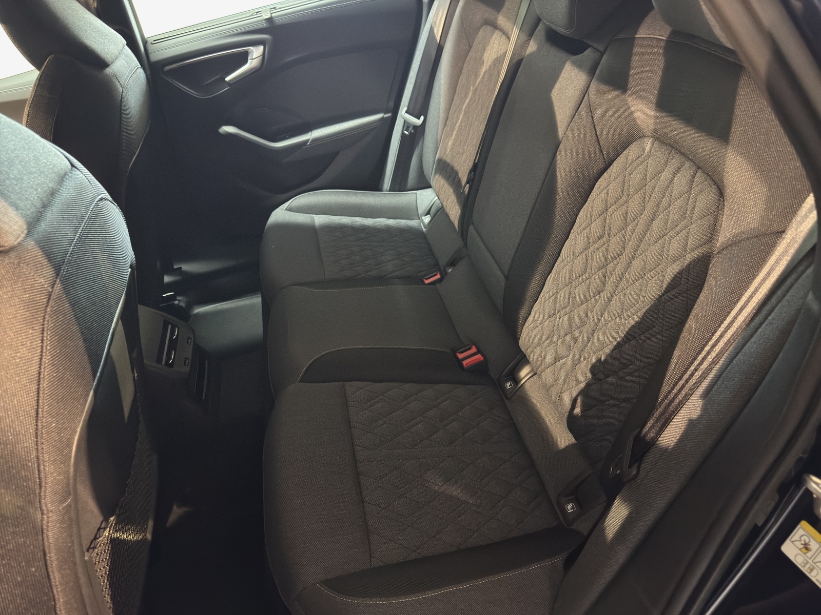 AUDI A5 Avant TDI quattro 150 kW Attraction S tronic-image-11