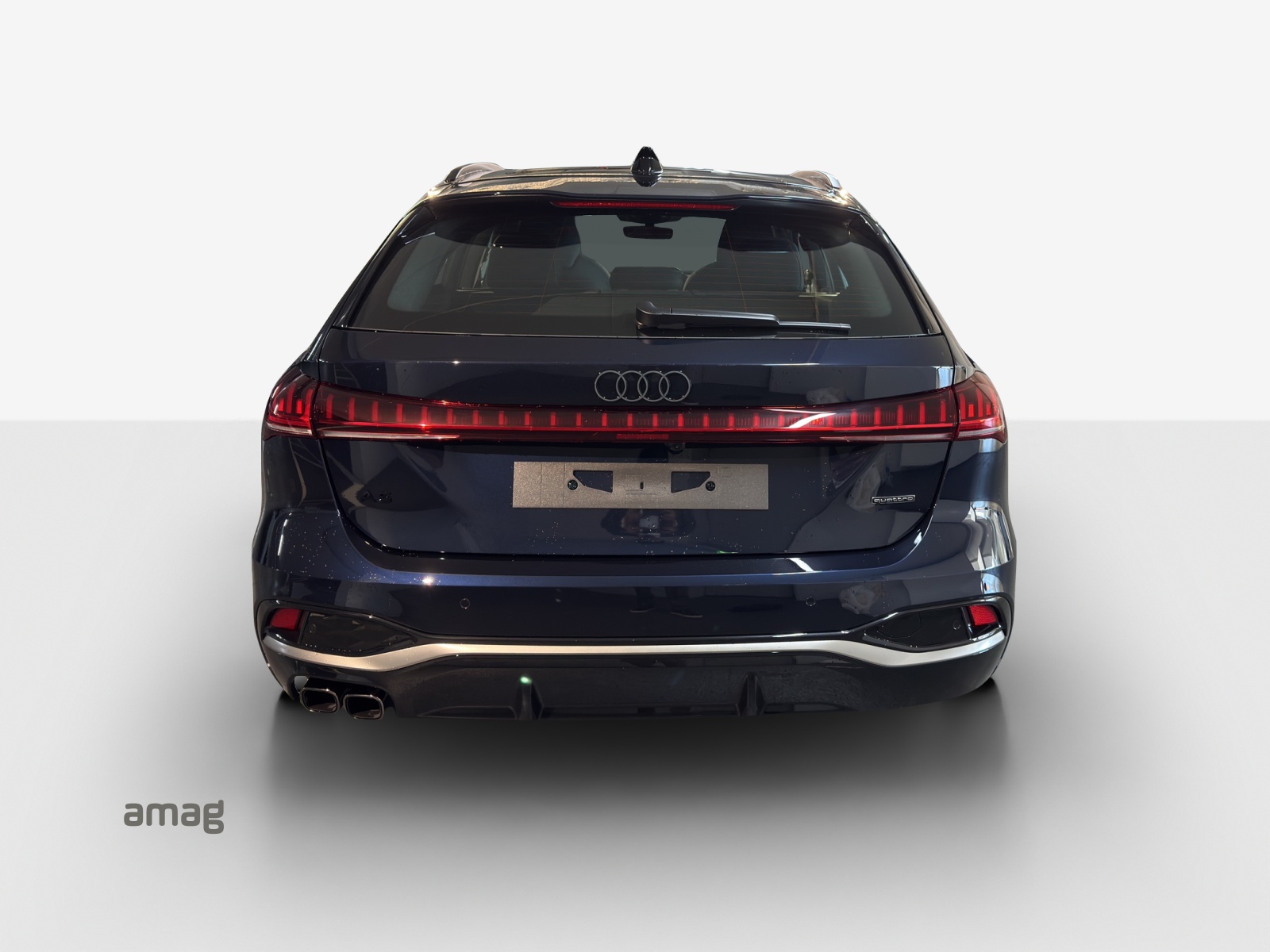 AUDI A5 Avant TDI quattro 150 kW Attraction S tronic-image-3