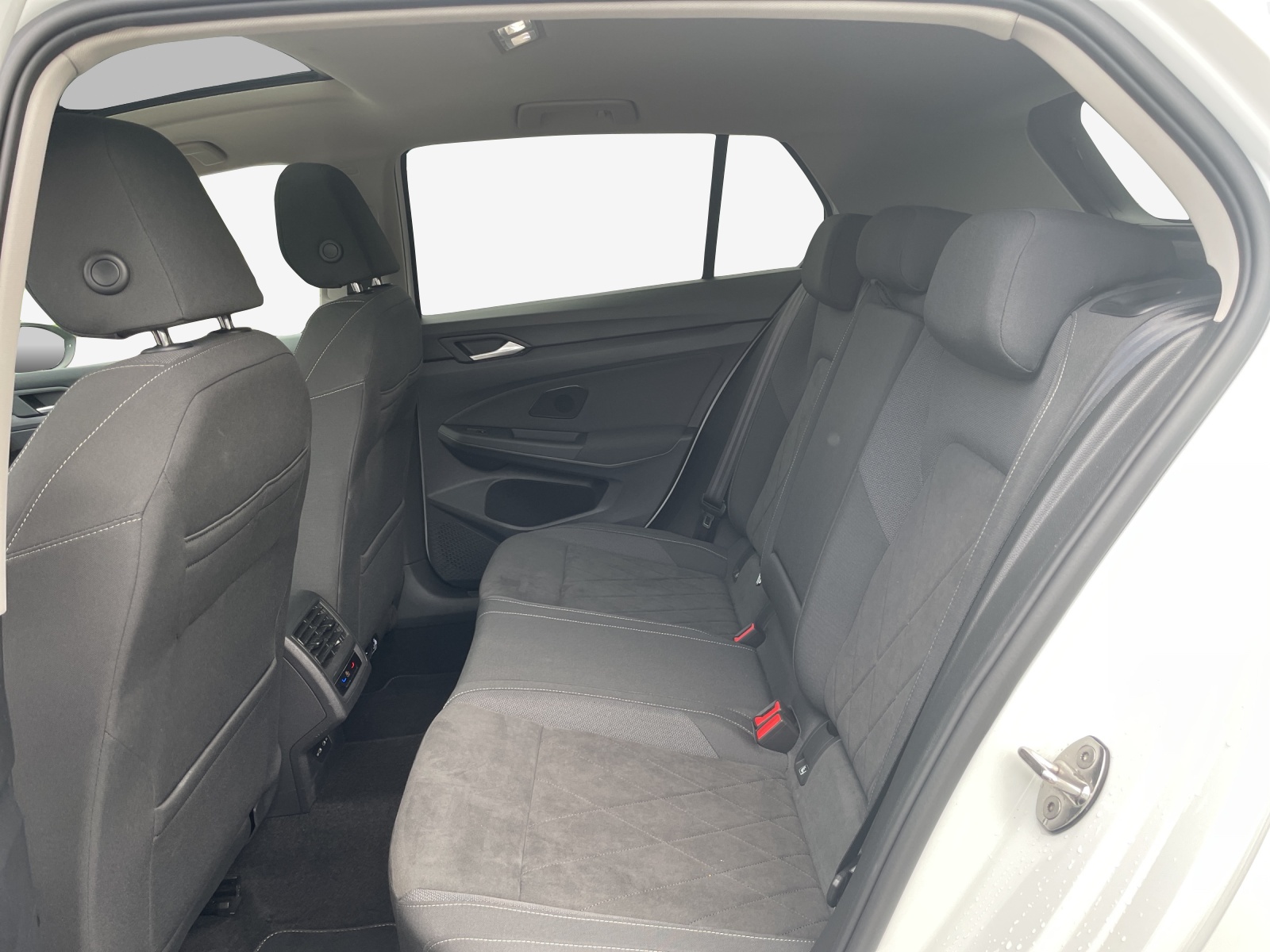 VW Golf 1.5 TSI ACT Style-image-12