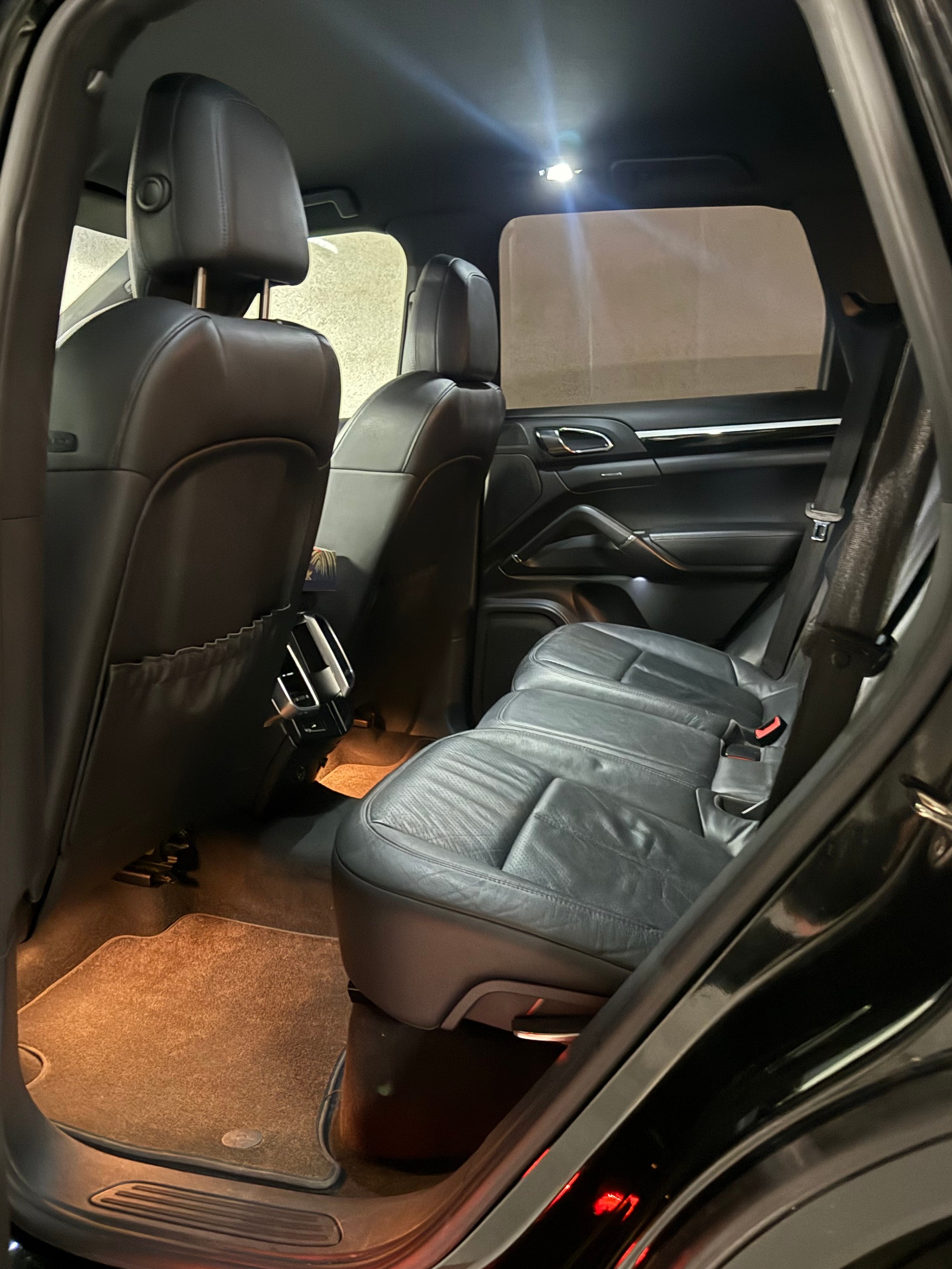 PORSCHE Cayenne Diesel-image-11