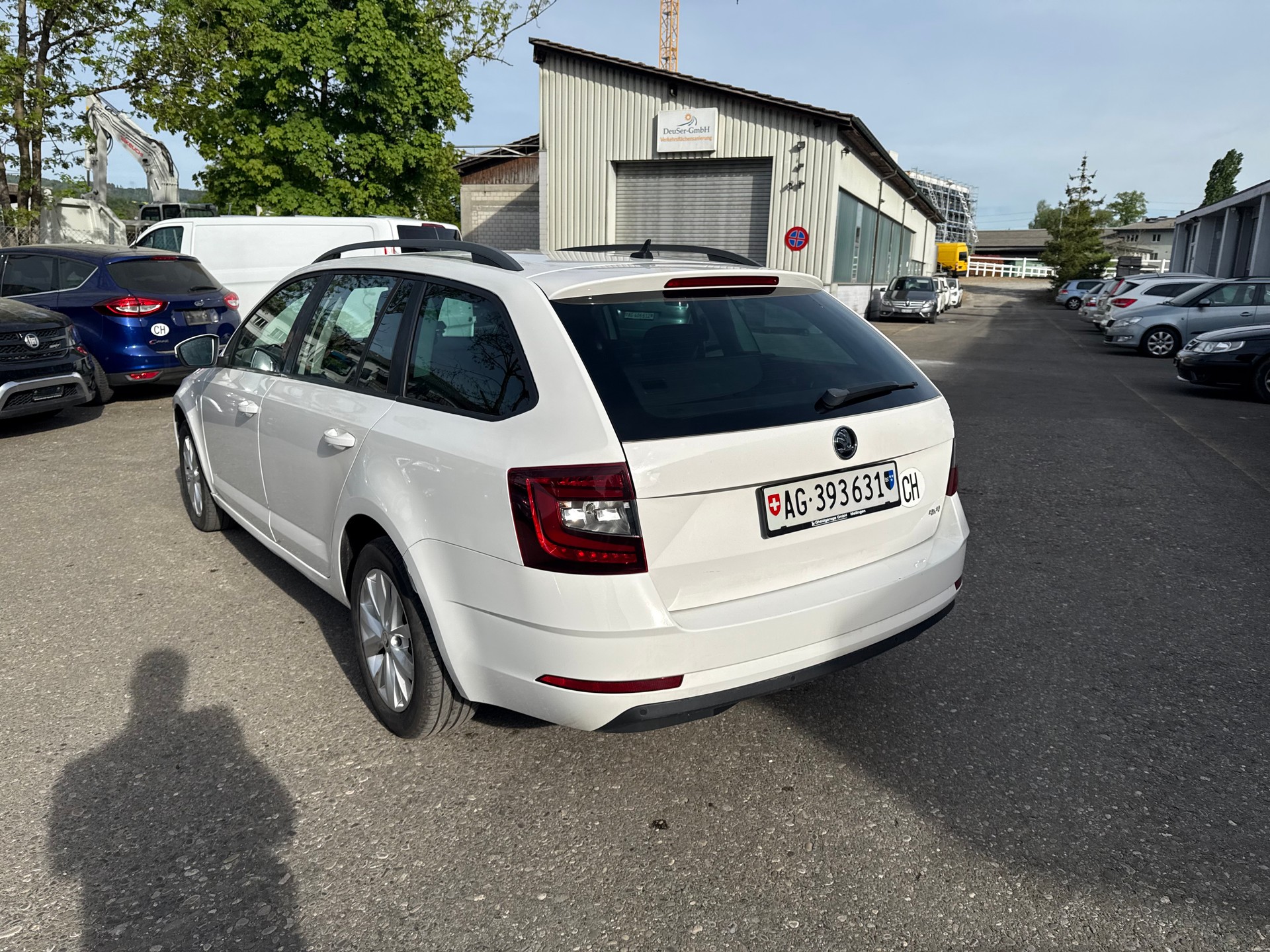 SKODA Octavia Combi 2.0 TDI Ambition 4x4-image-2