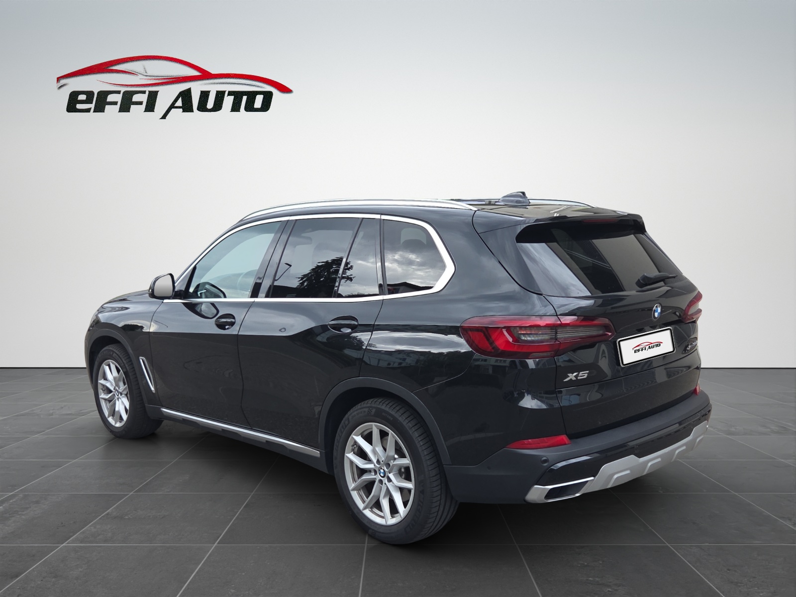 BMW X5 xDrive 48V 30d xLine Steptronic-image-2