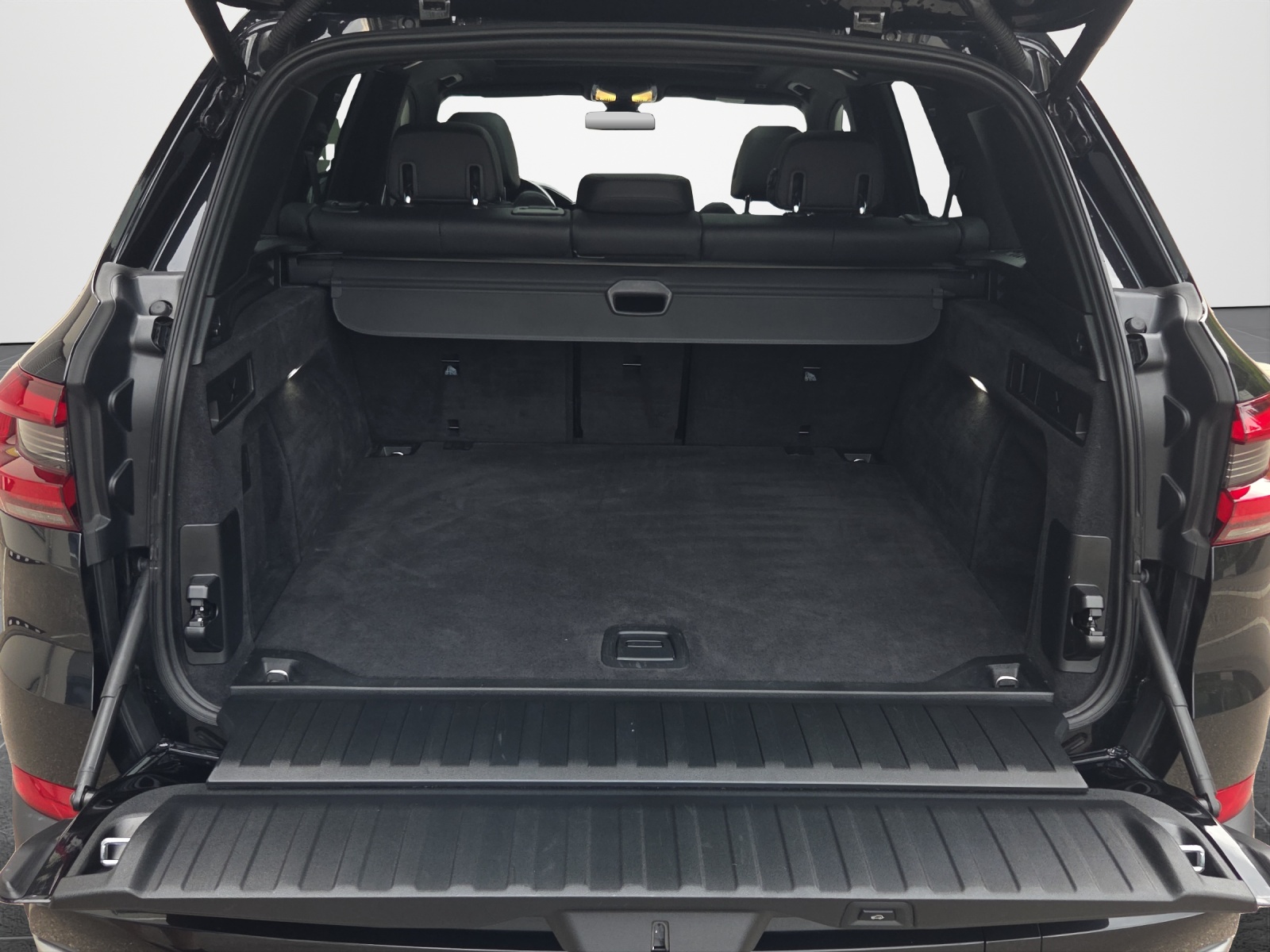 BMW X5 xDrive 48V 30d xLine Steptronic-image-7