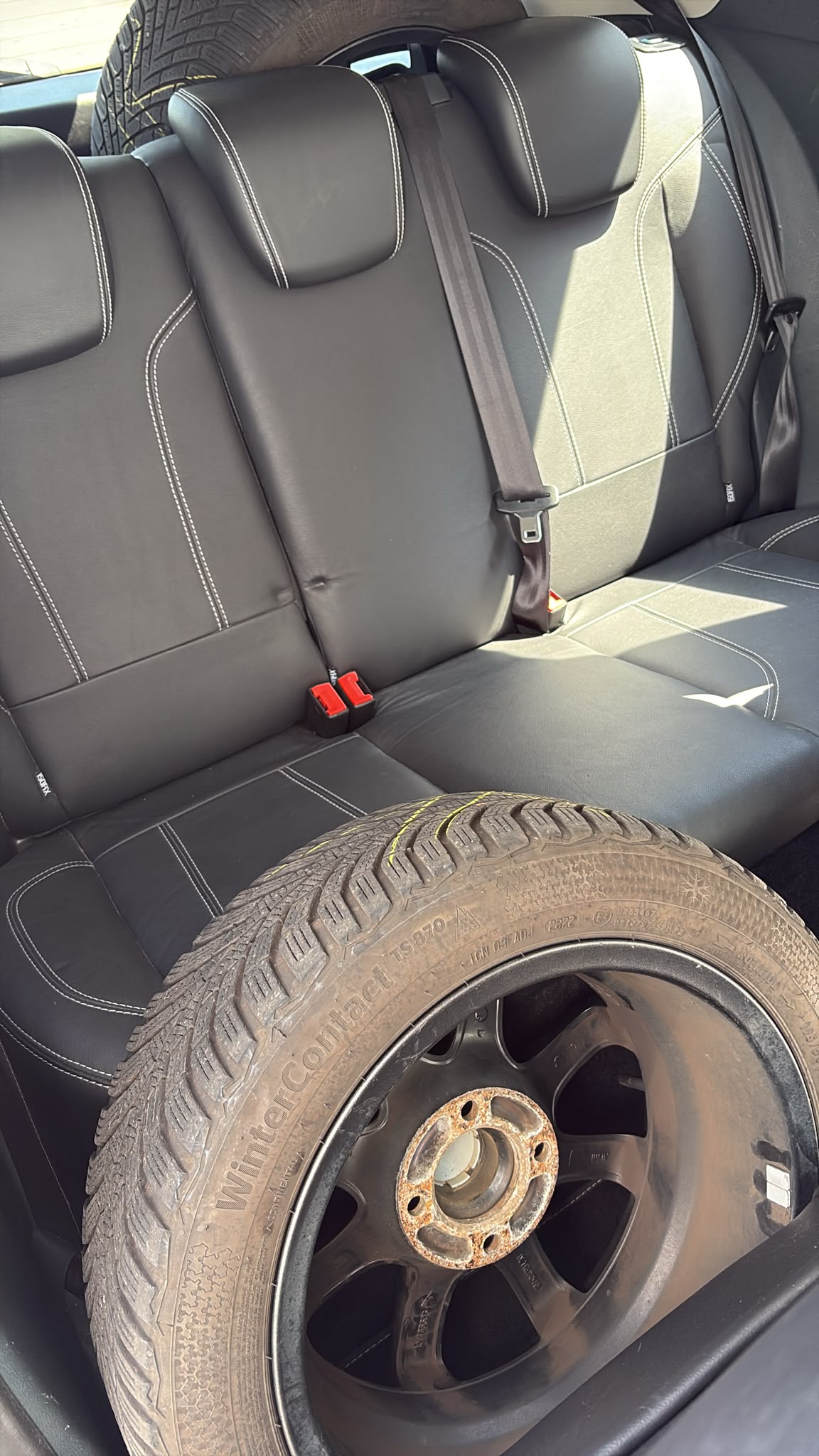 FORD Fiesta 1.6 16V Monster Edition-image-9