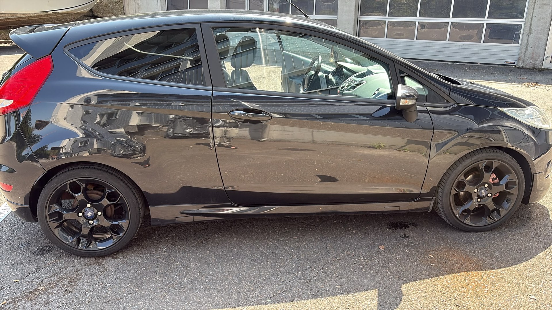 FORD Fiesta 1.6 16V Monster Edition-image-3