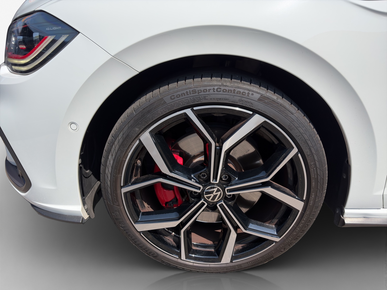 VW Polo 2.0 TSI GTI DSG-image-13