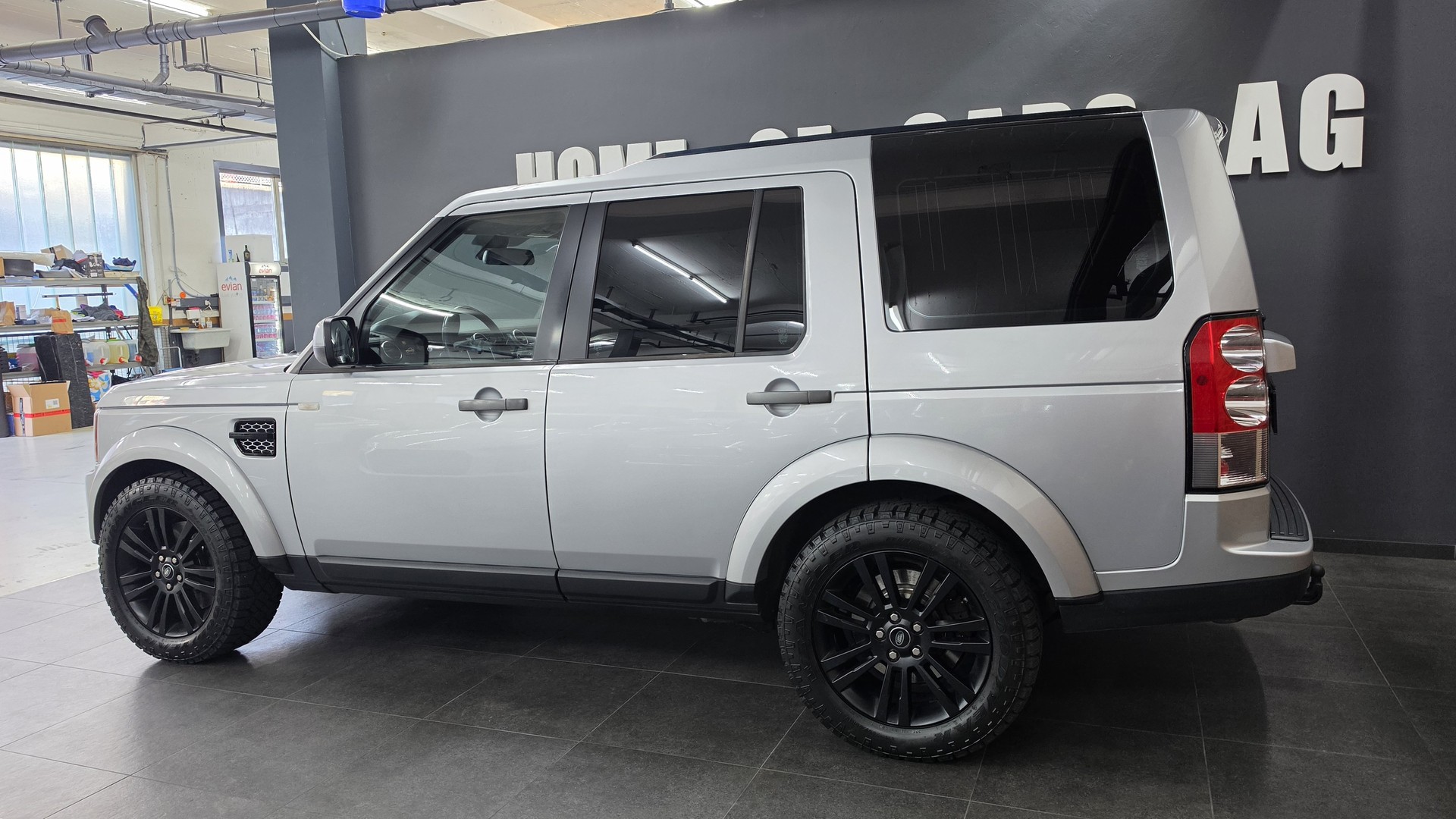 LAND ROVER Discovery 3.0 SDV6 HSE Automatic-image-5