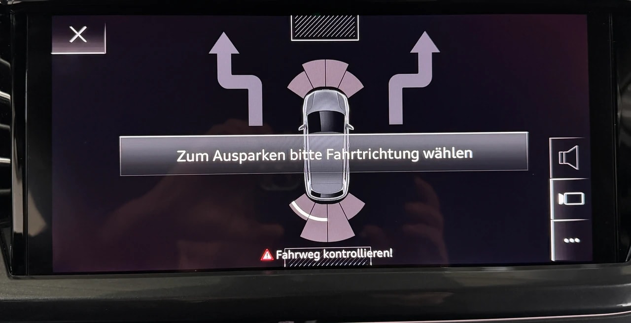 AUDI Q4 e-tron 50 quattro 300PS-image-14