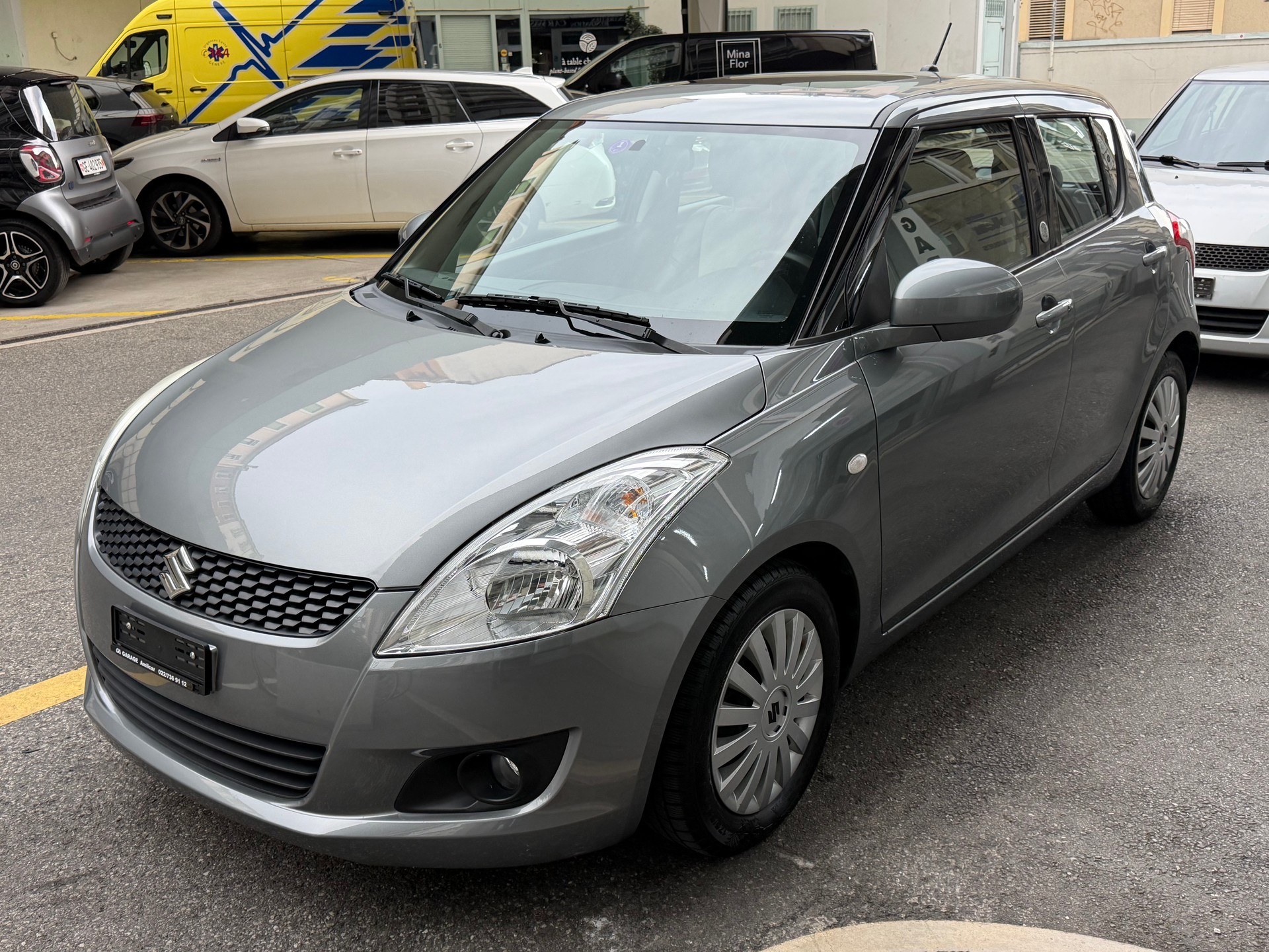 SUZUKI Swift 1.2i 16V GL Top Indigo-image-1