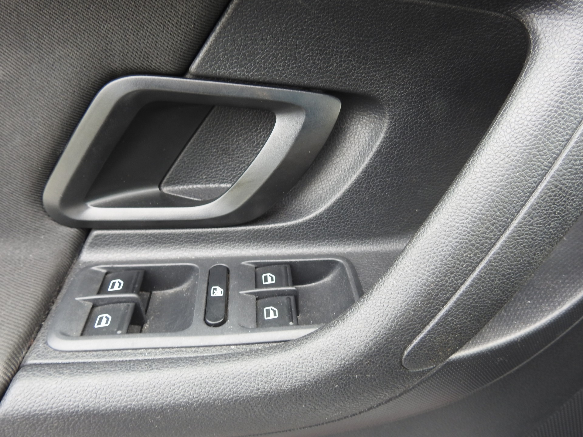 SKODA Roomster 1.2 TSI Ambition-image-24