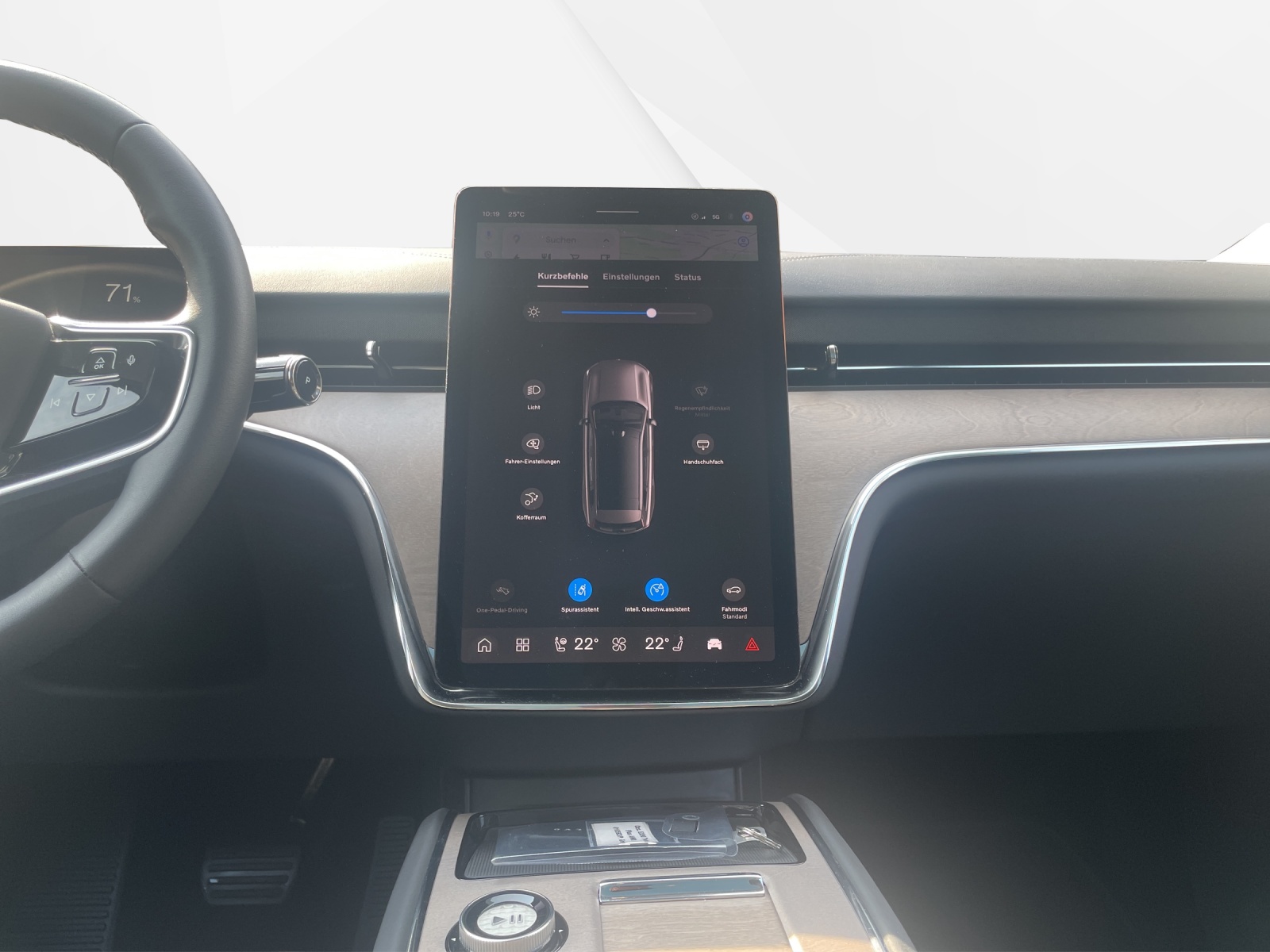 VOLVO EX90 Twin Plus AWD-image-12
