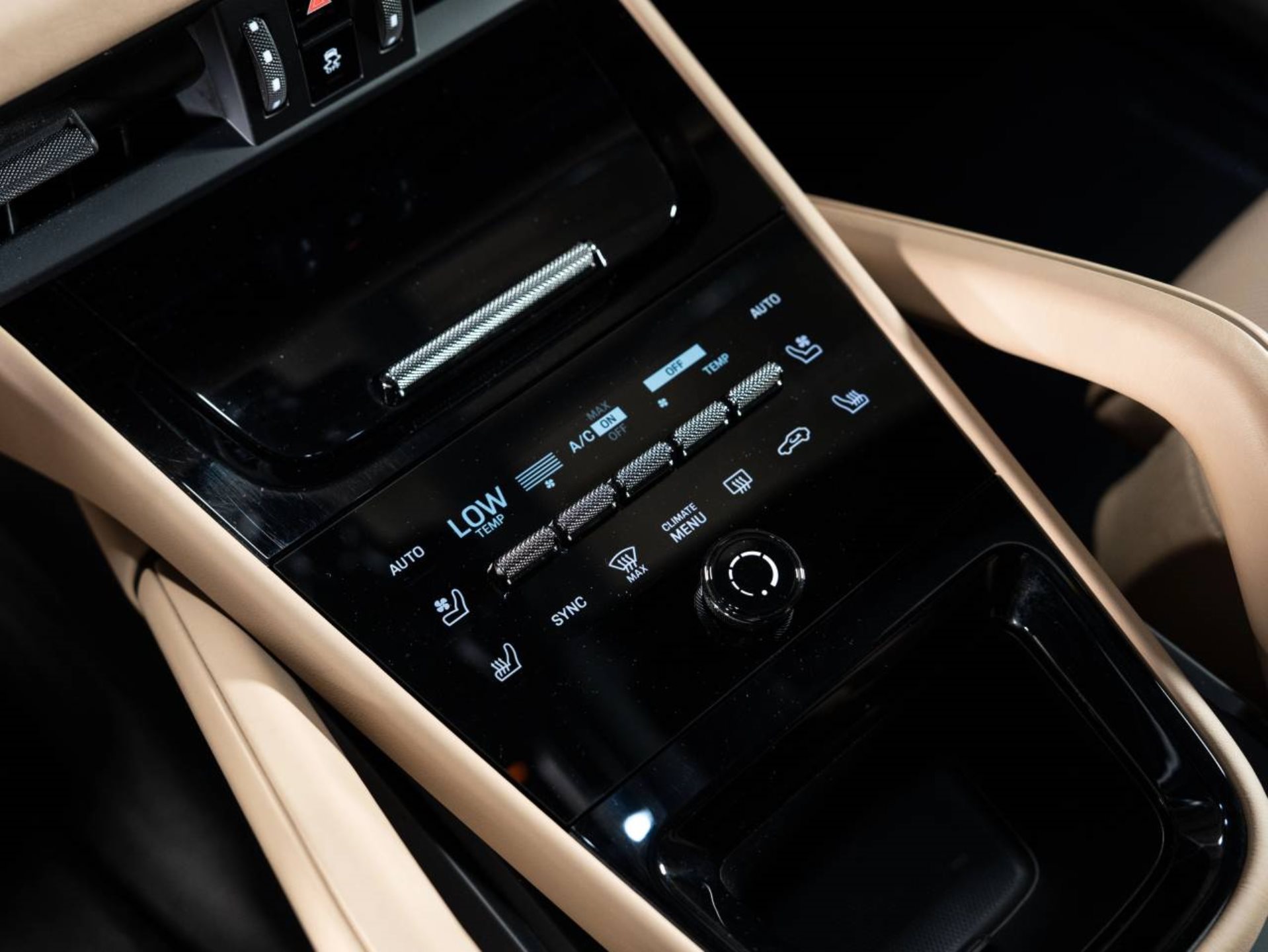 PORSCHE Cayenne S-image-11