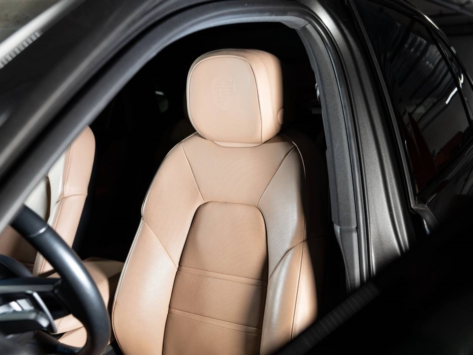 PORSCHE Cayenne S-image-12