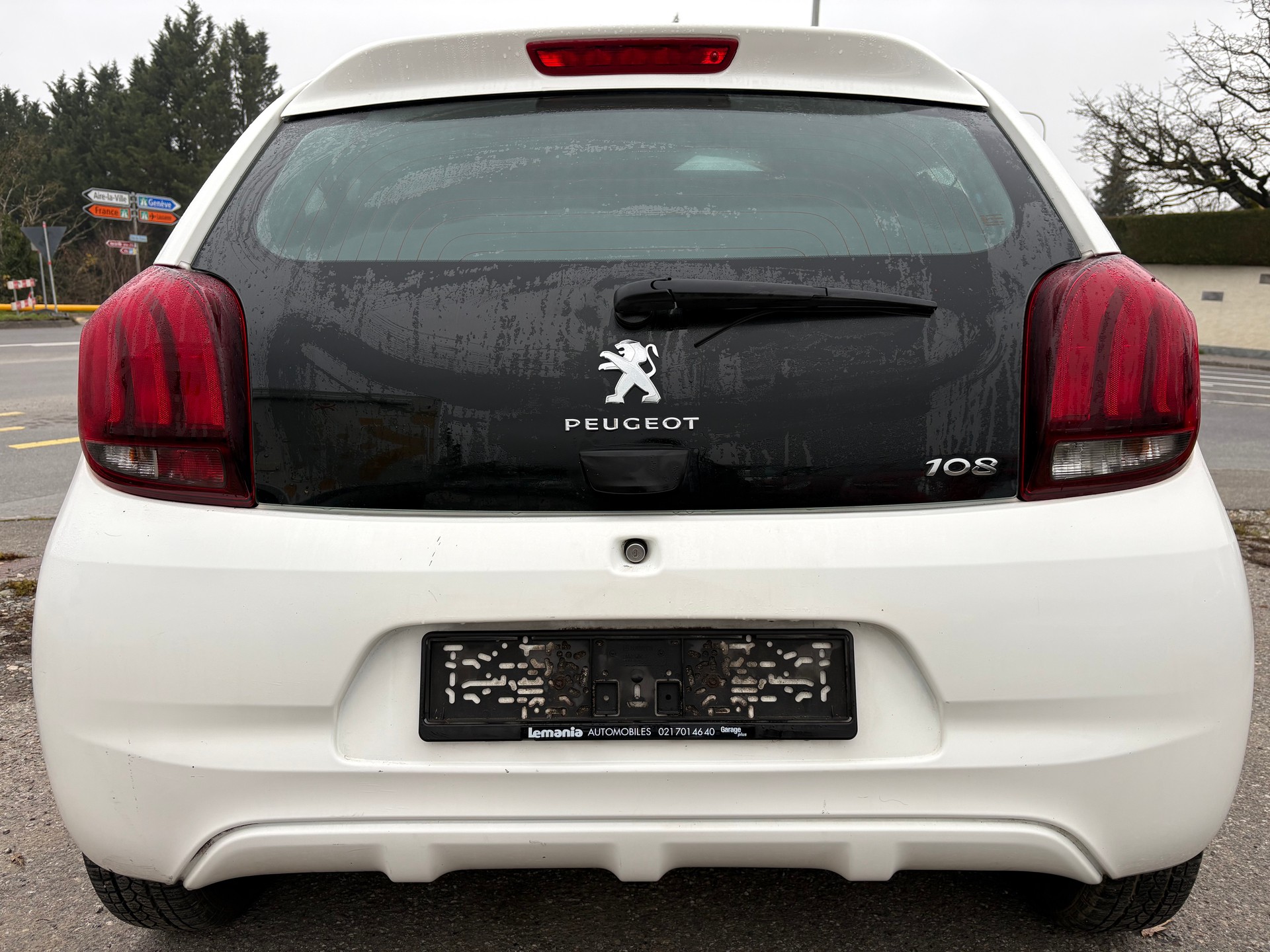 PEUGEOT 108 1.0 VTi Active Top-image-4