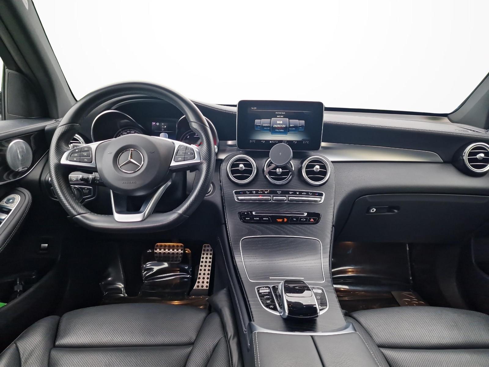 MERCEDES-BENZ GLC 250 d AMG Line 4m-image-8