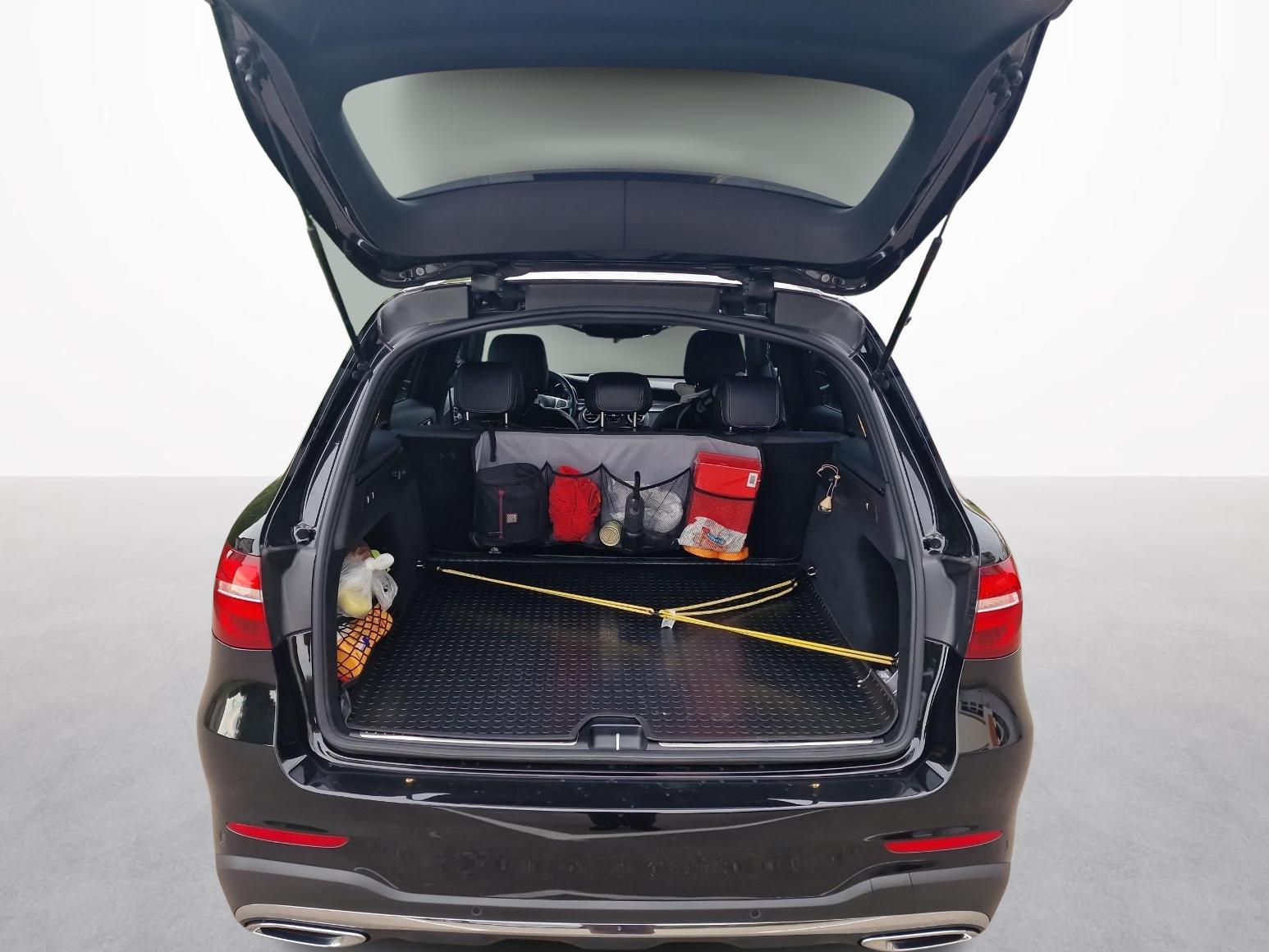 MERCEDES-BENZ GLC 250 d AMG Line 4m-image-11