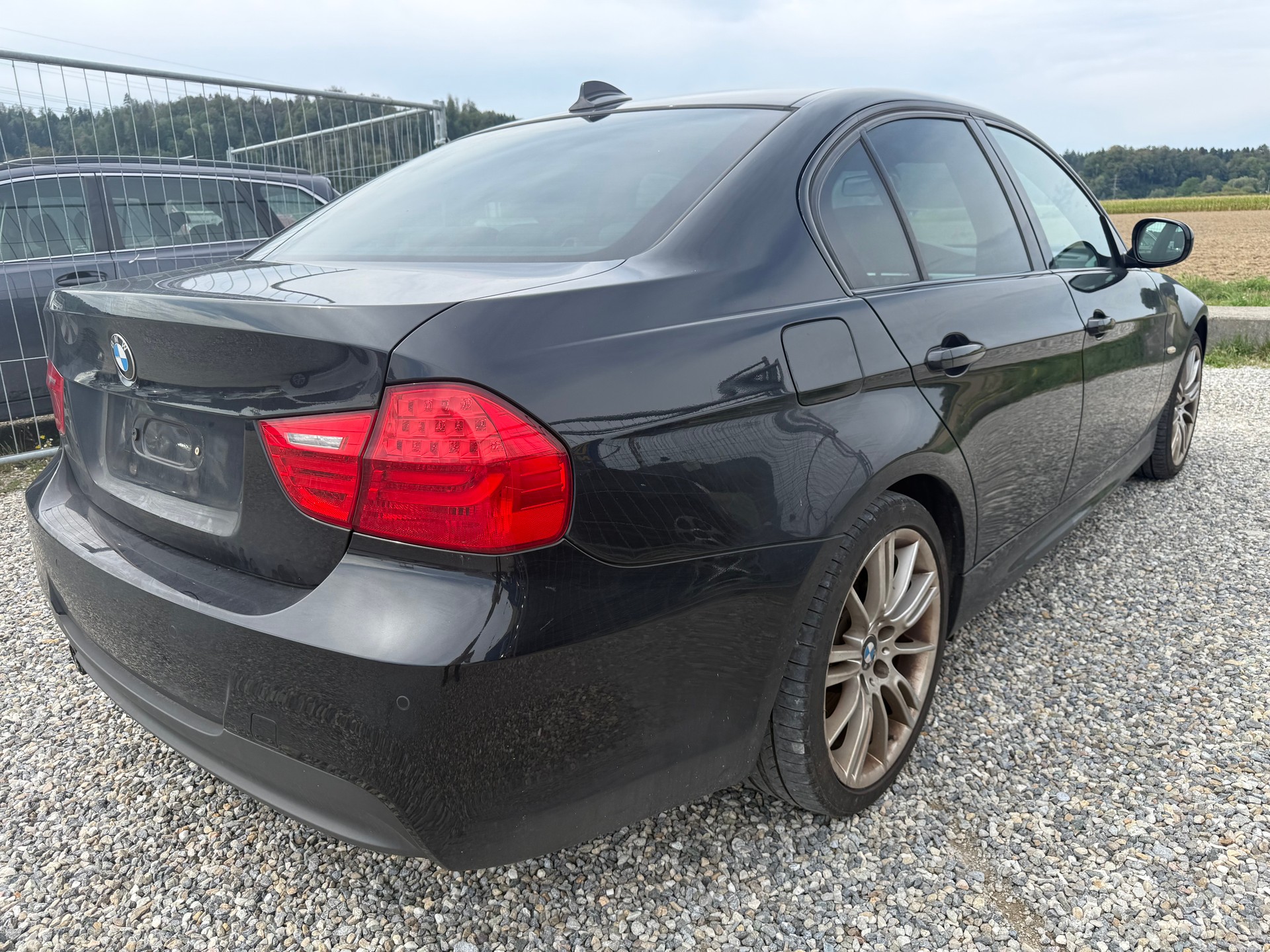 BMW 330d xDrive Steptronic-image-3