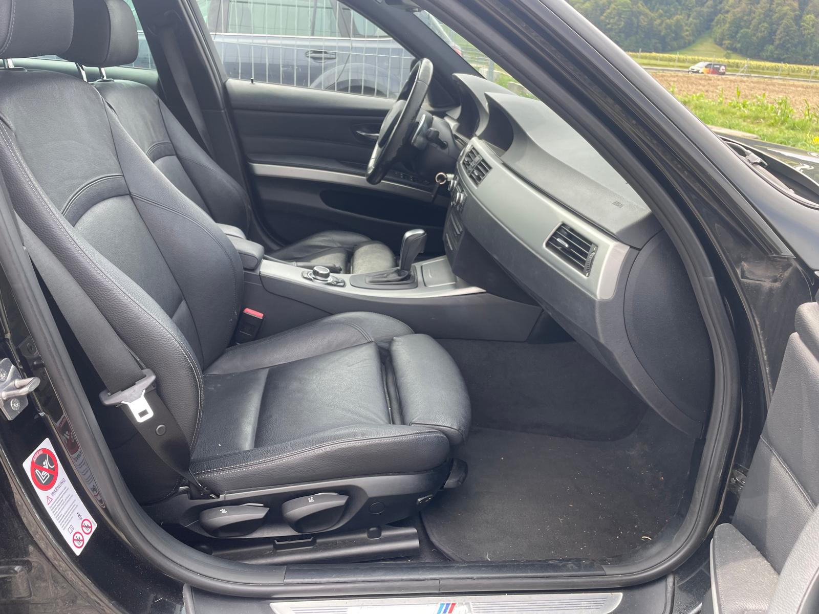 BMW 330d xDrive Steptronic-image-9