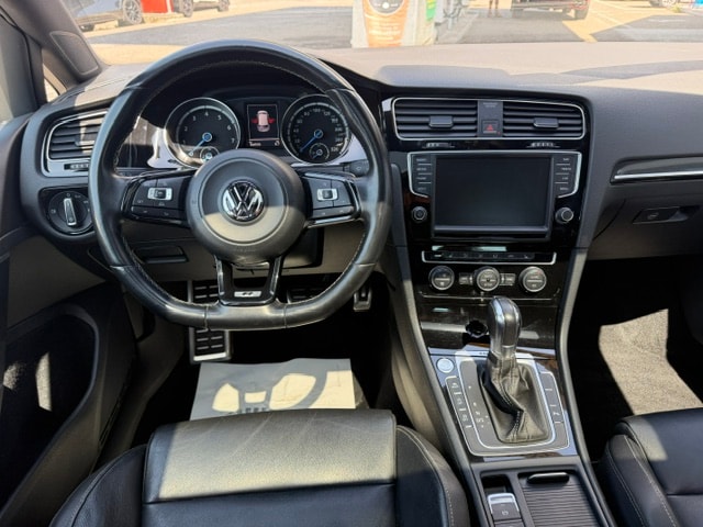 VW Golf 2.0 TSI R 4Motion DSG-image-8