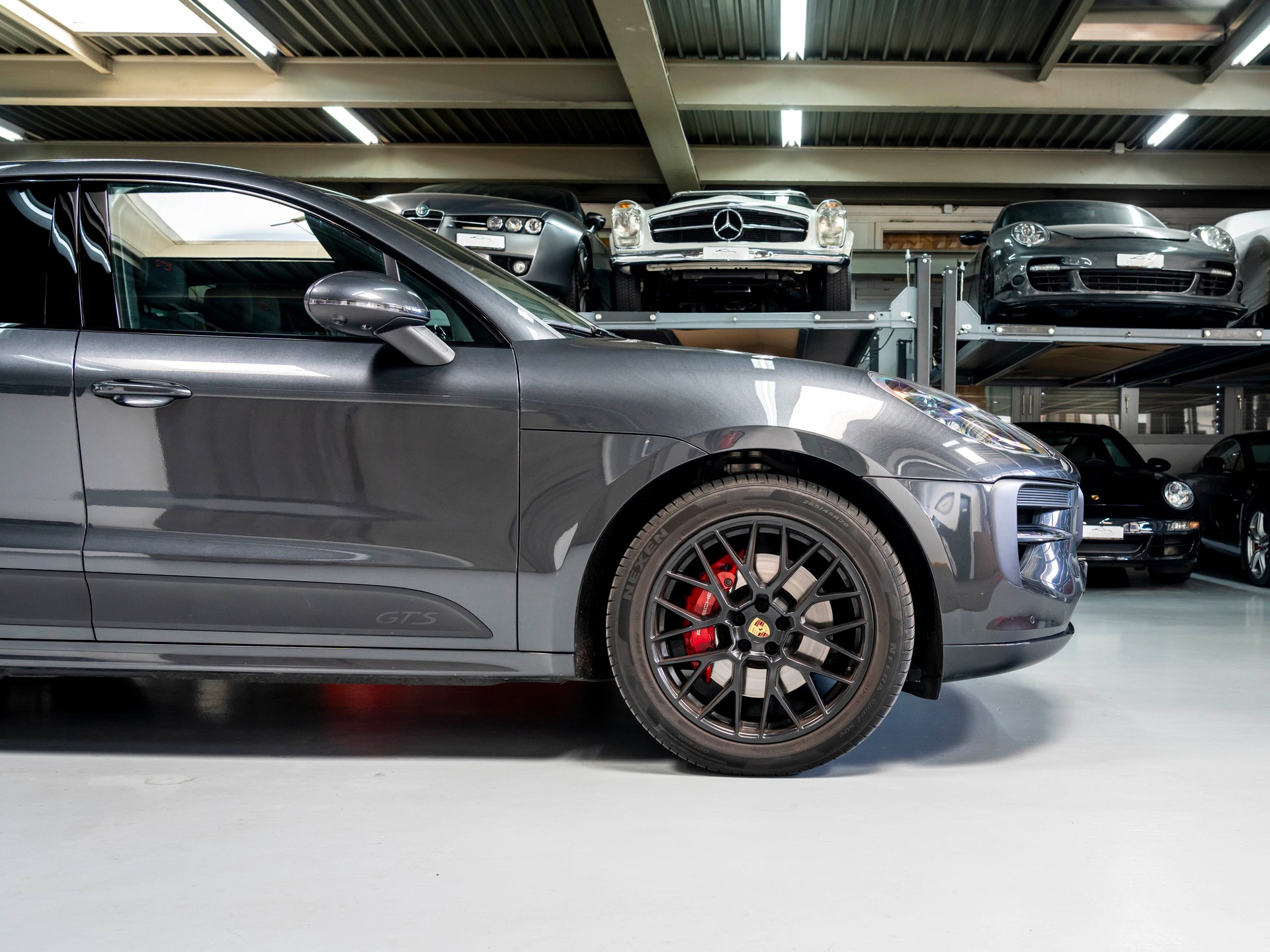 PORSCHE Macan GTS PDK-image-10