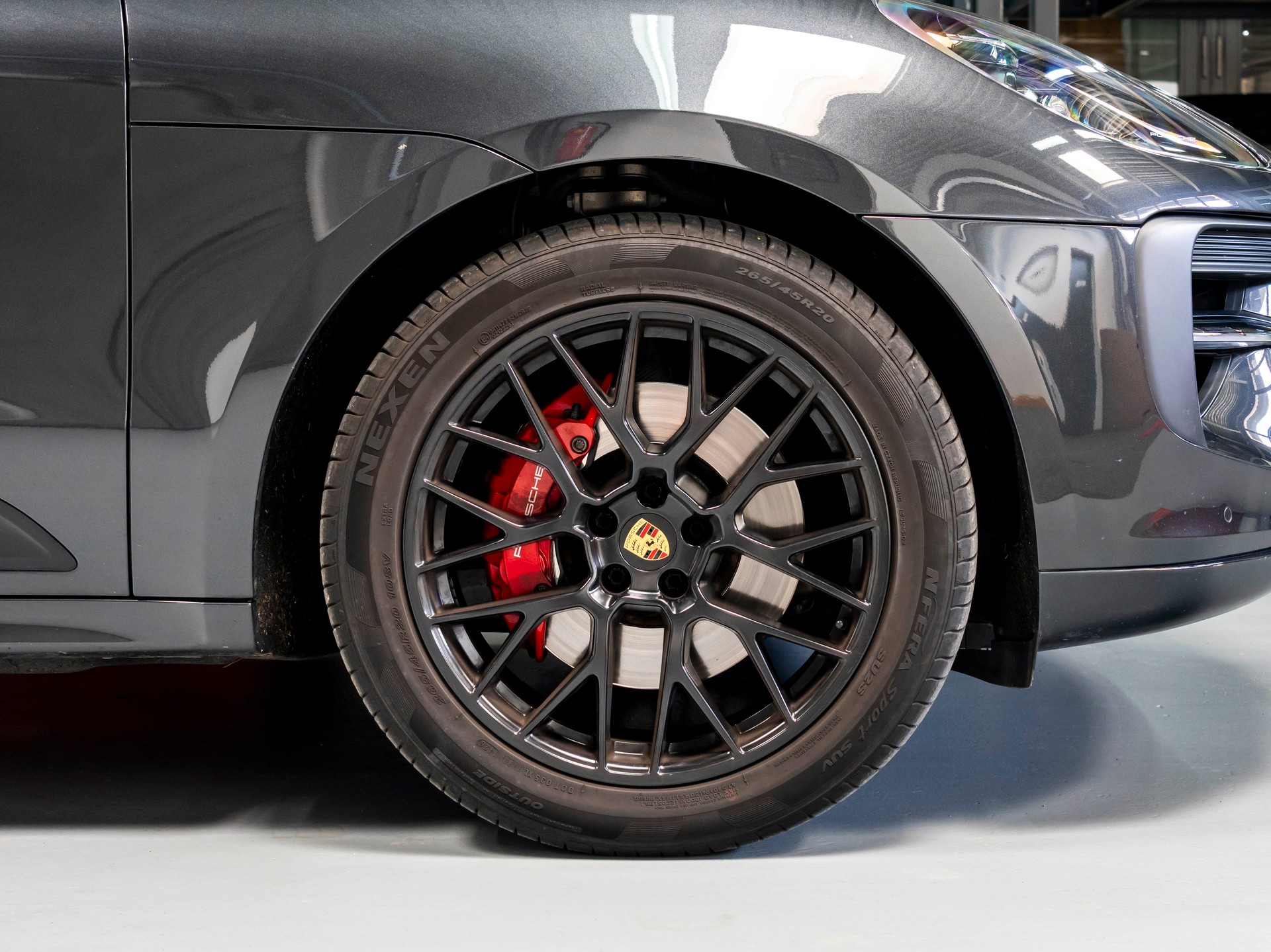 PORSCHE Macan GTS PDK-image-9