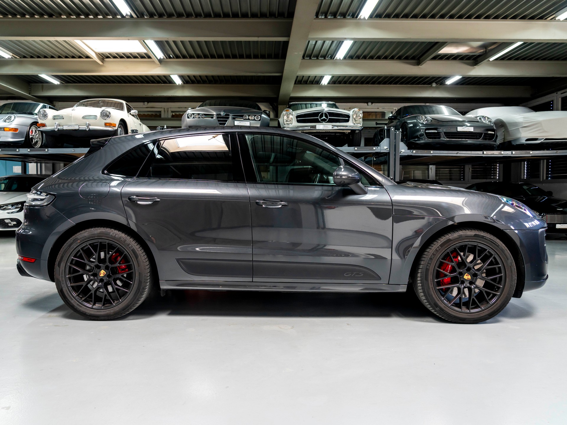 PORSCHE Macan GTS PDK-image-4