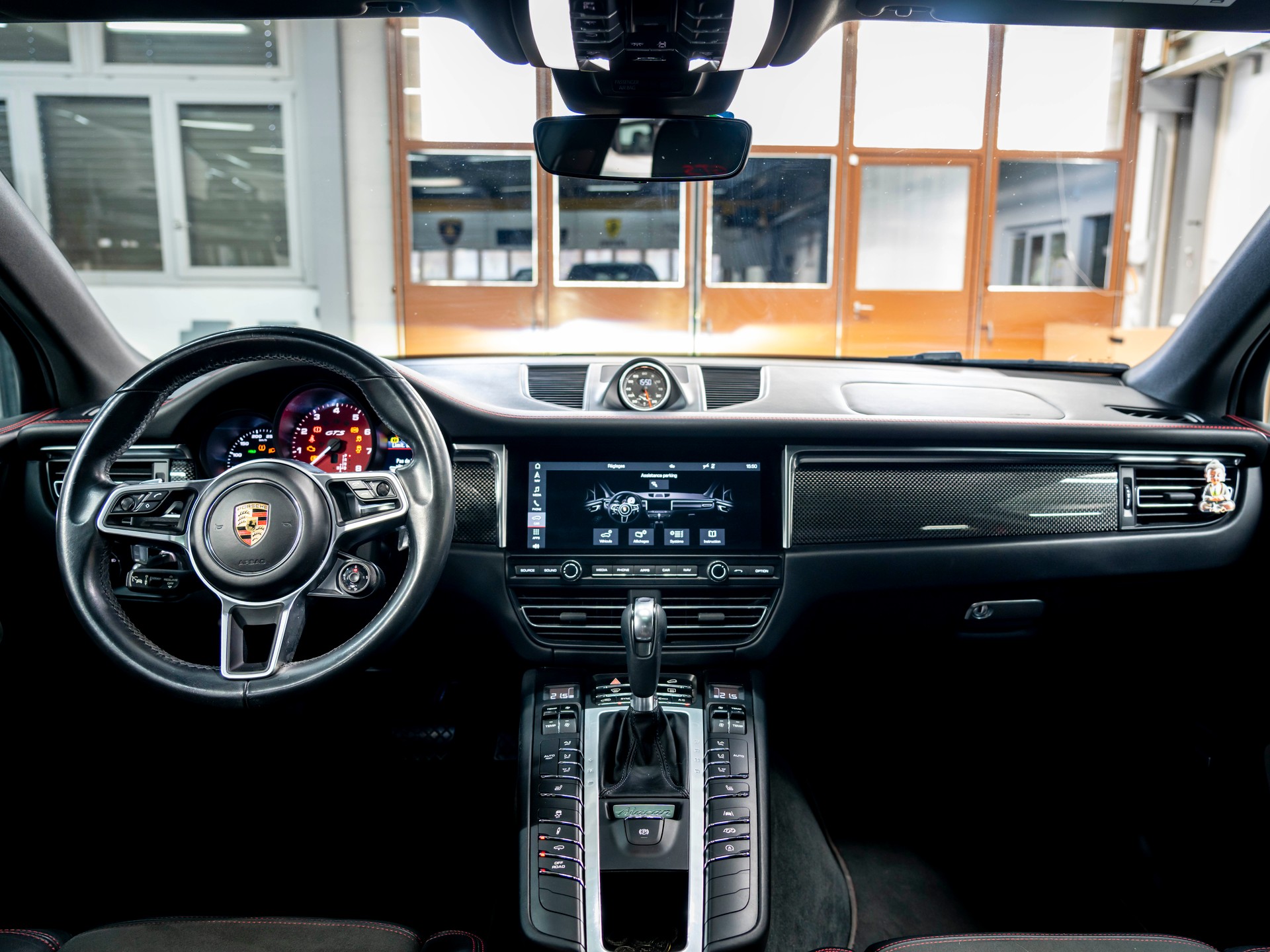 PORSCHE Macan GTS PDK-image-24